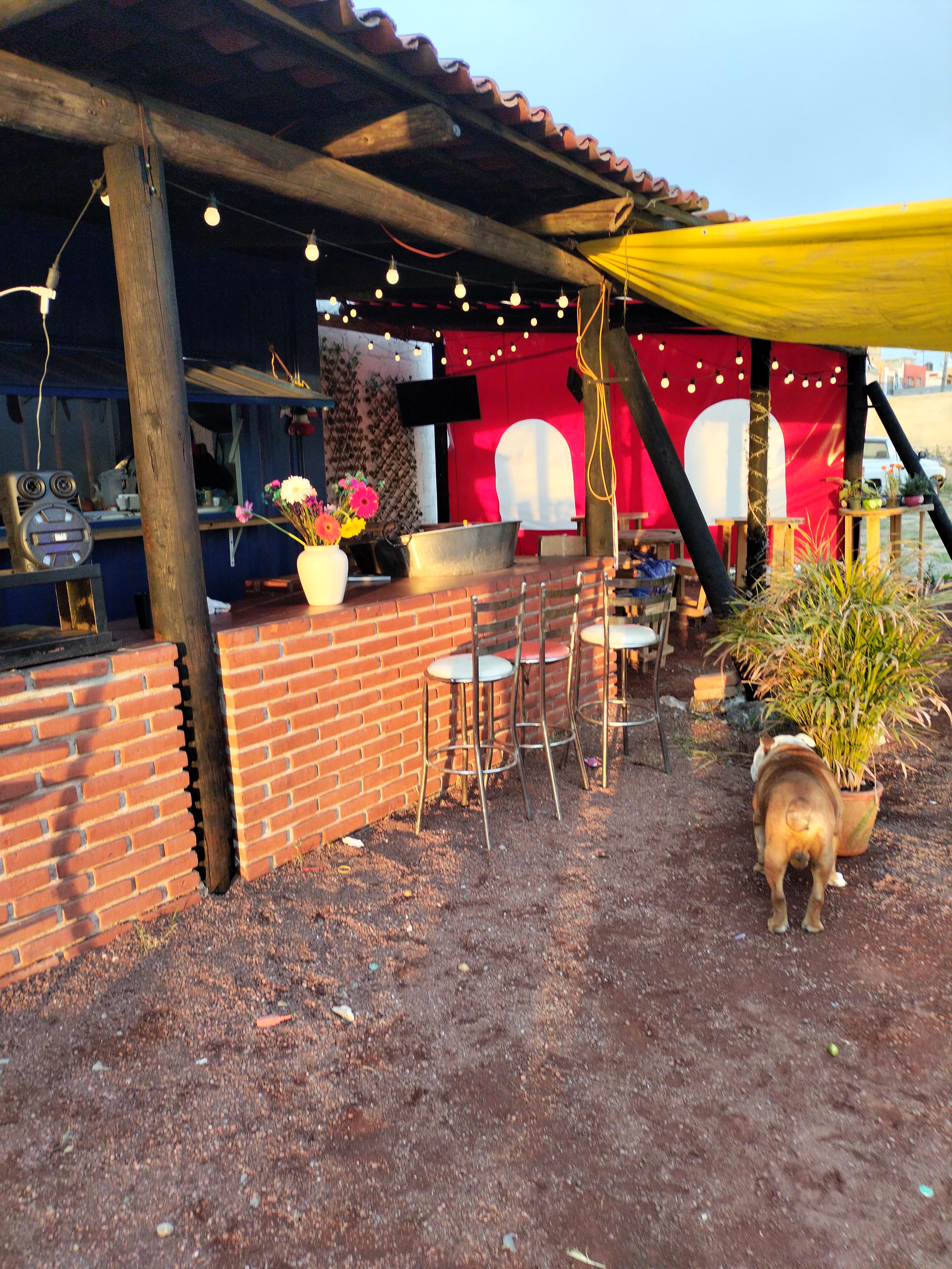 Asadero y carnitas " HERMANOS RESENDIS" image 3