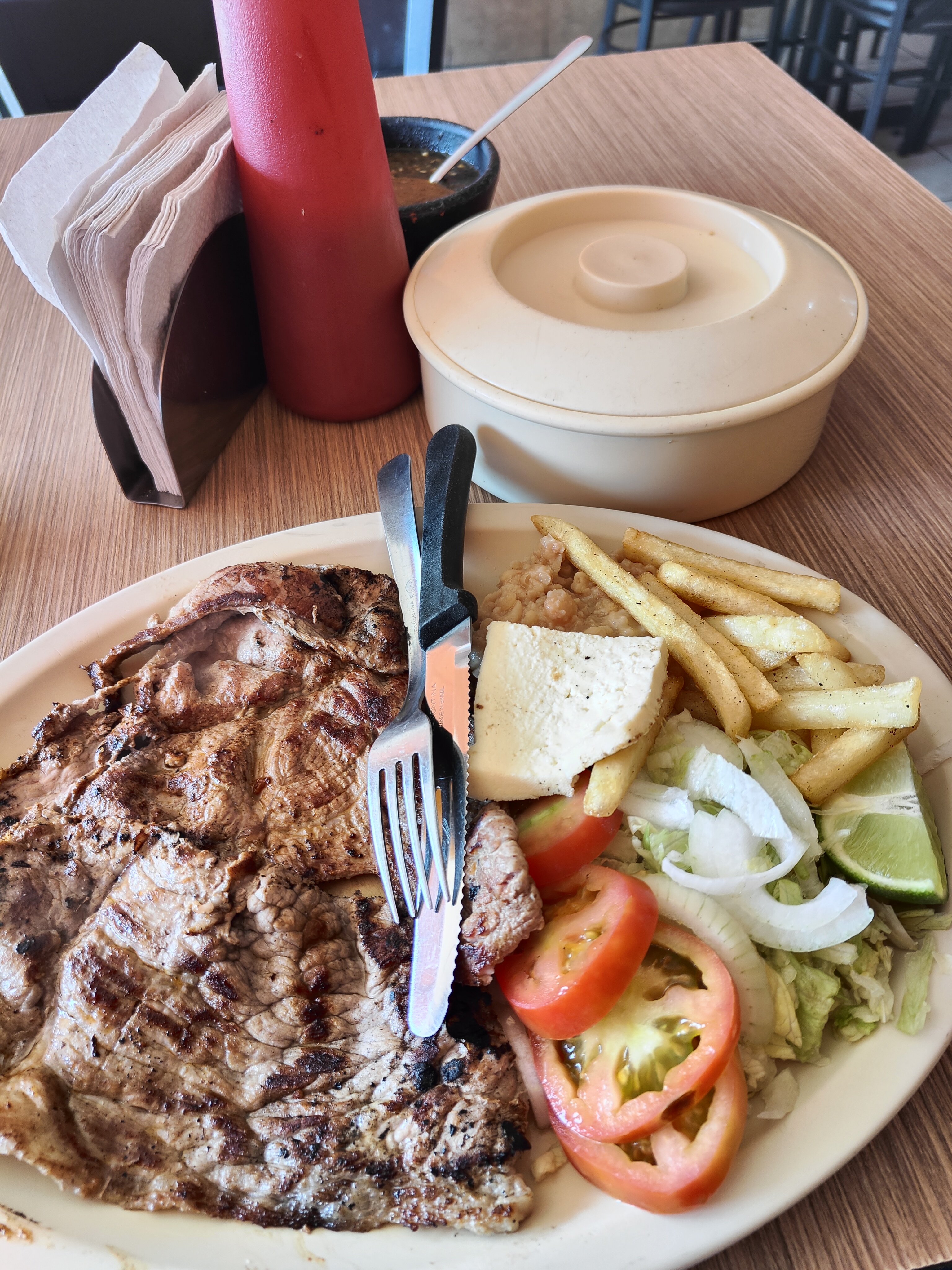 LONCHERIA Y COMIDAS 'EL GÜERO' image 1