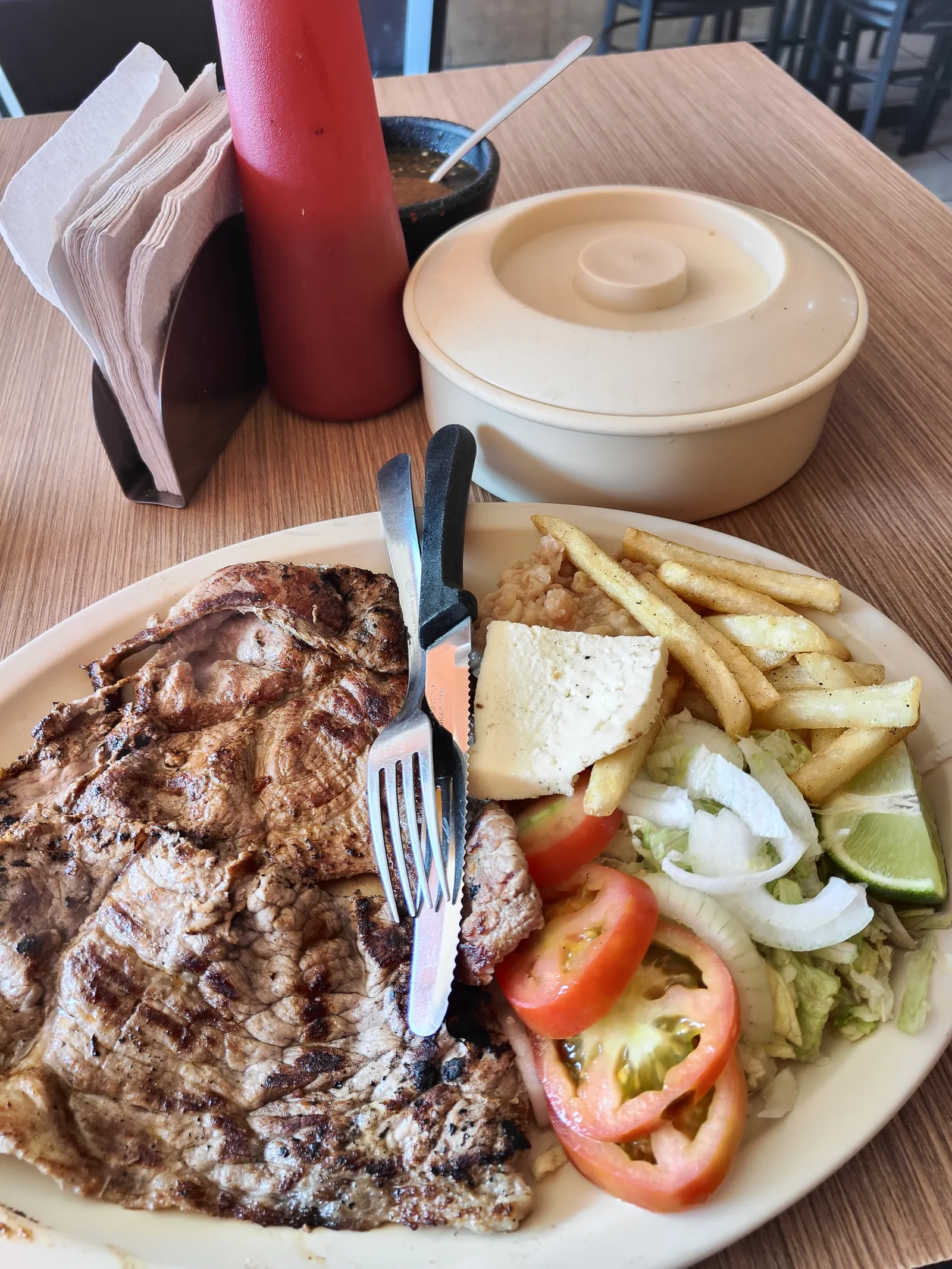 LONCHERIA Y COMIDAS 'EL GÜERO' image 1