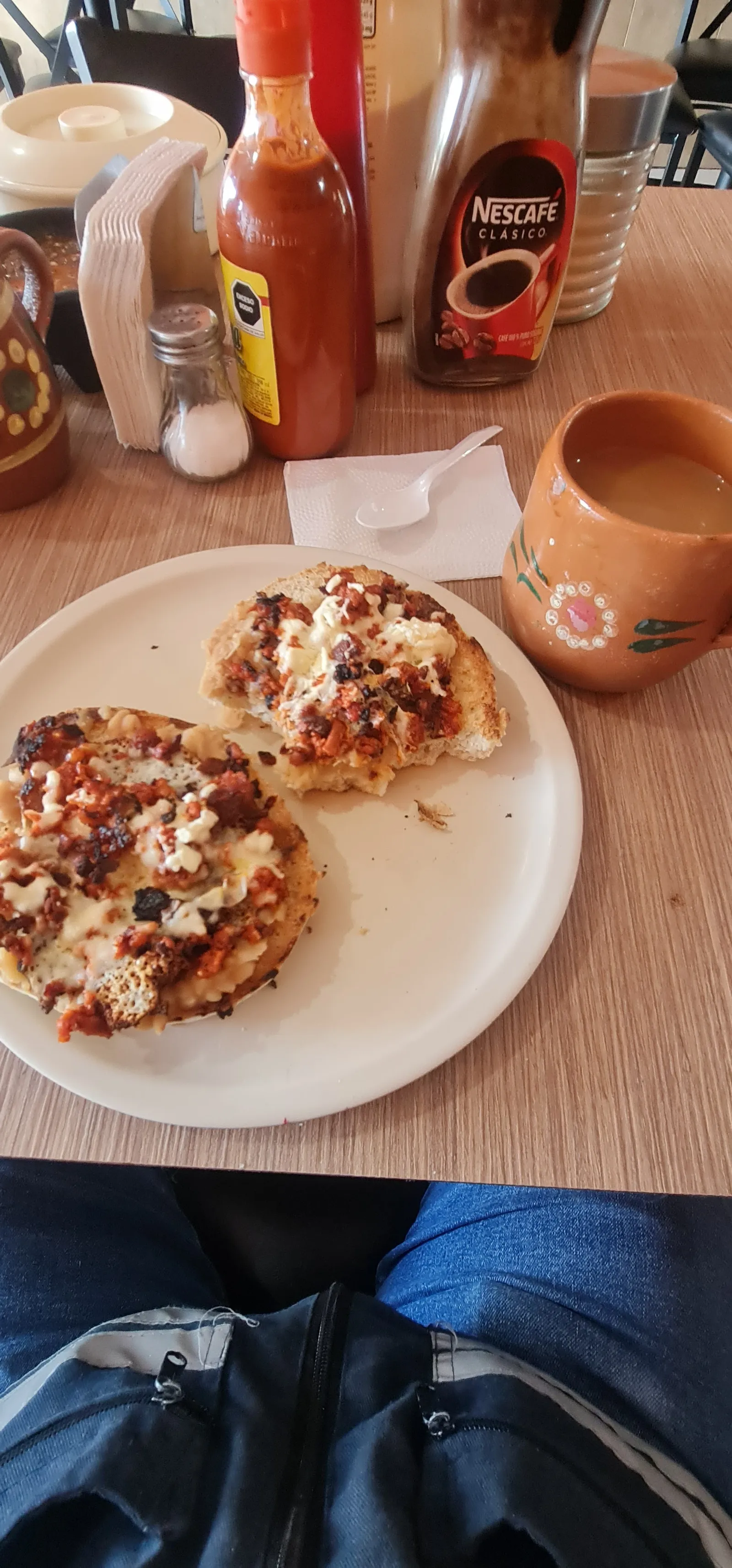 LONCHERIA Y COMIDAS 'EL GÜERO' image 3
