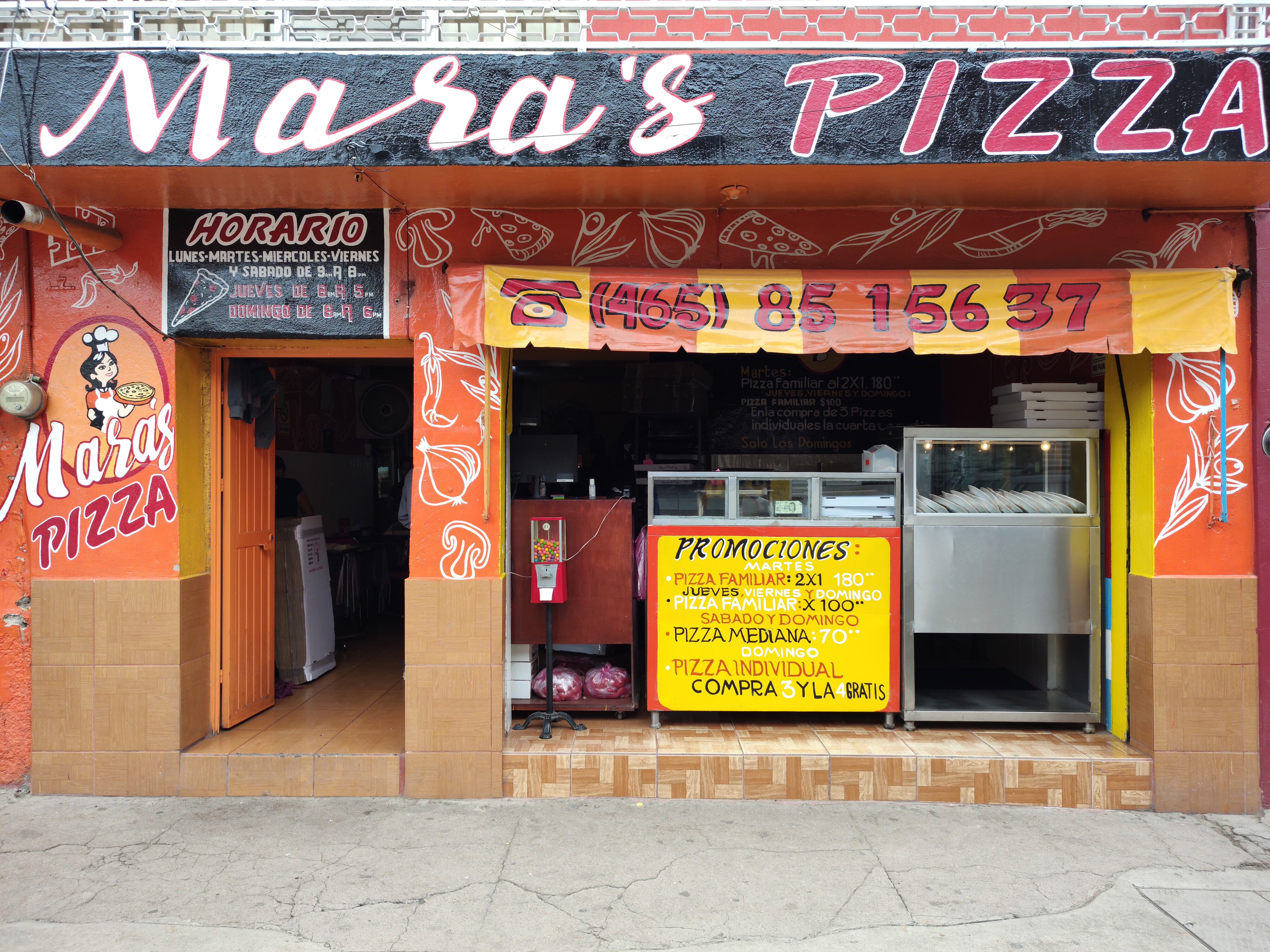 Mara's Pizza image 1