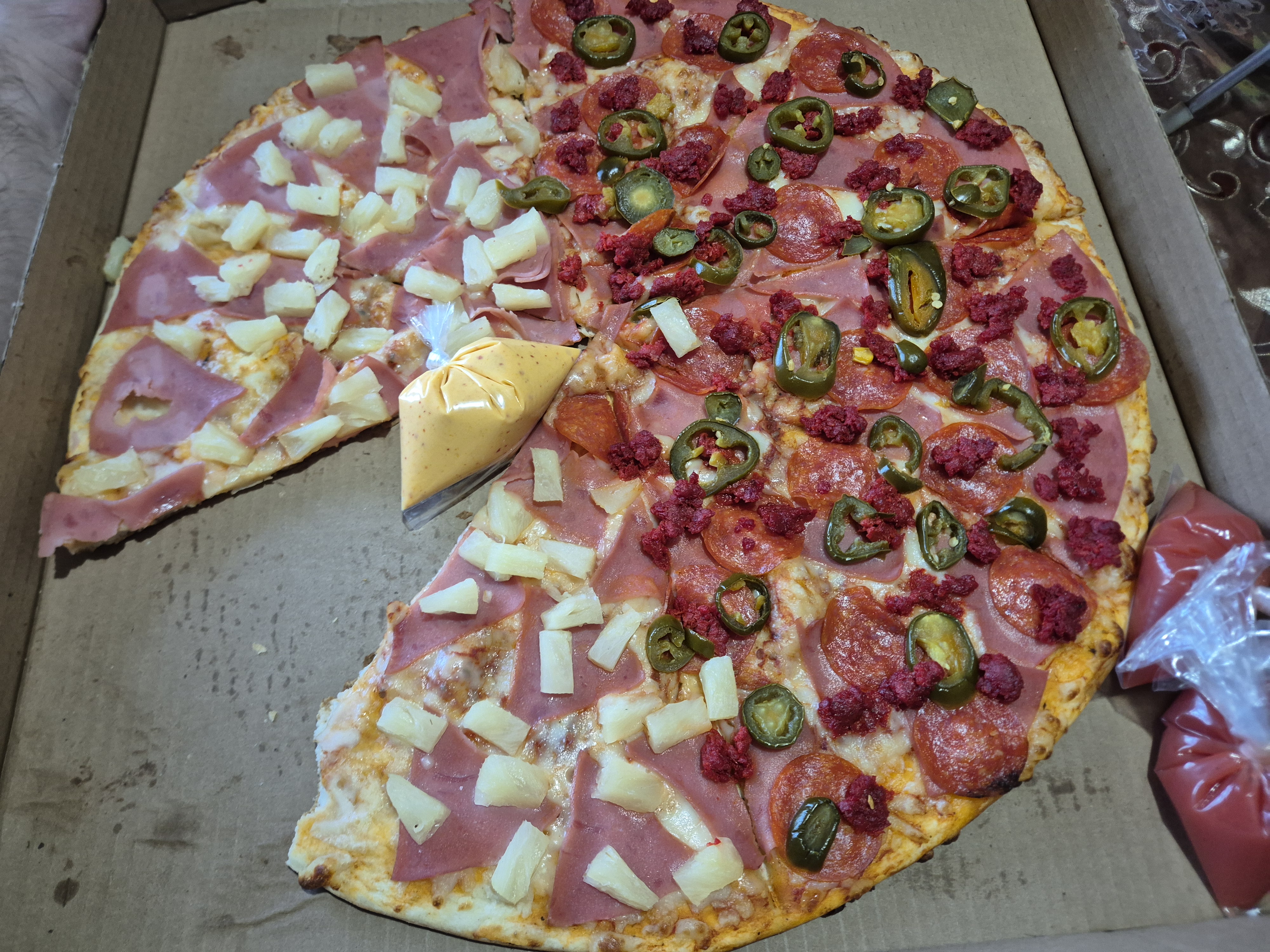 Mara's Pizza image 2