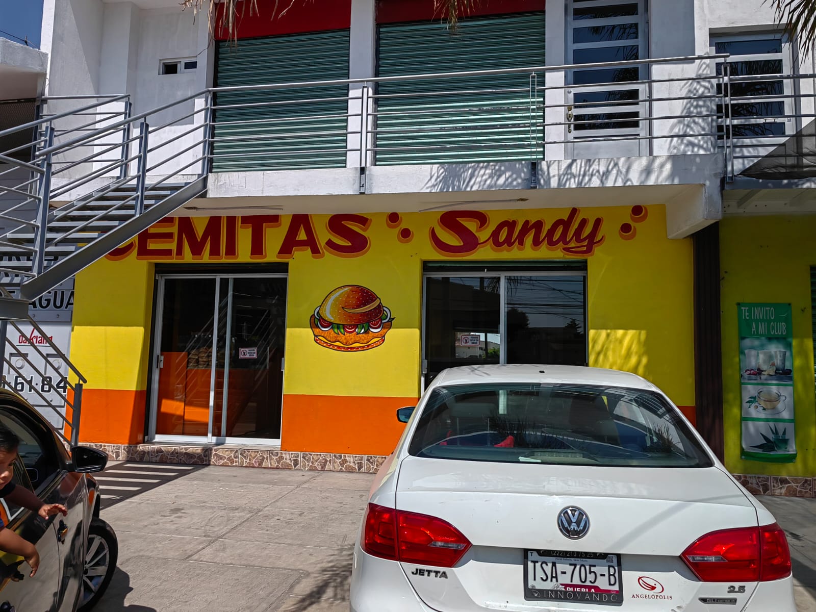 Cemitas Sandy image 2
