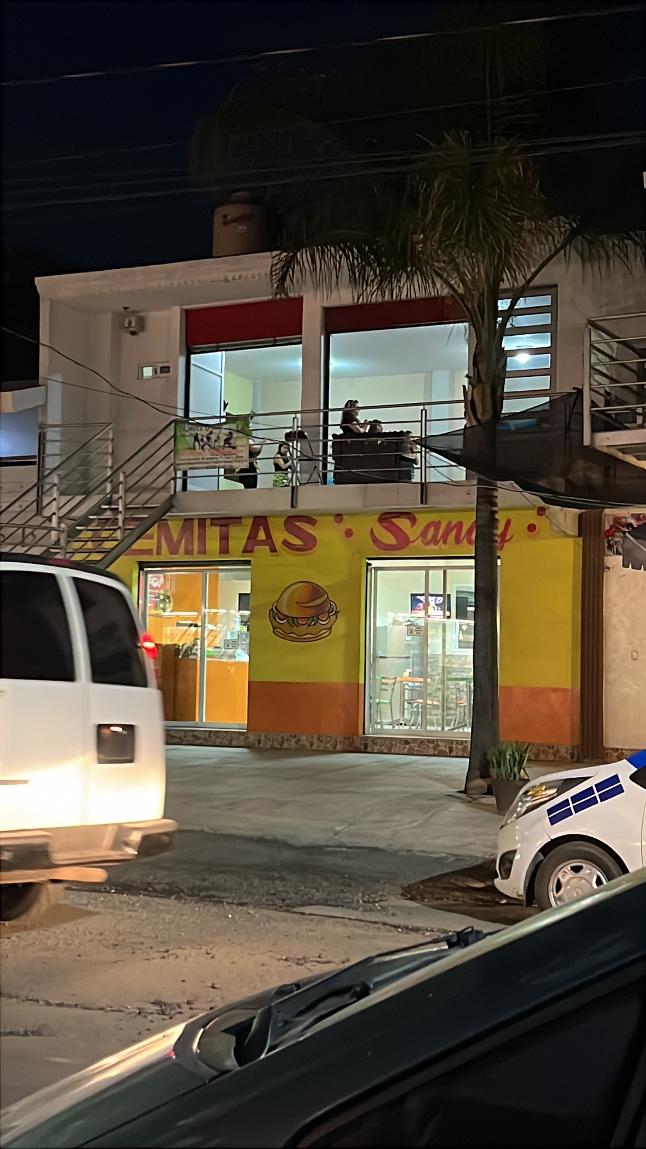 Cemitas Sandy image 10