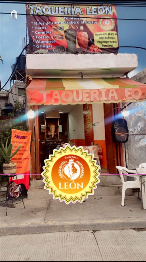 Taquería León image 4