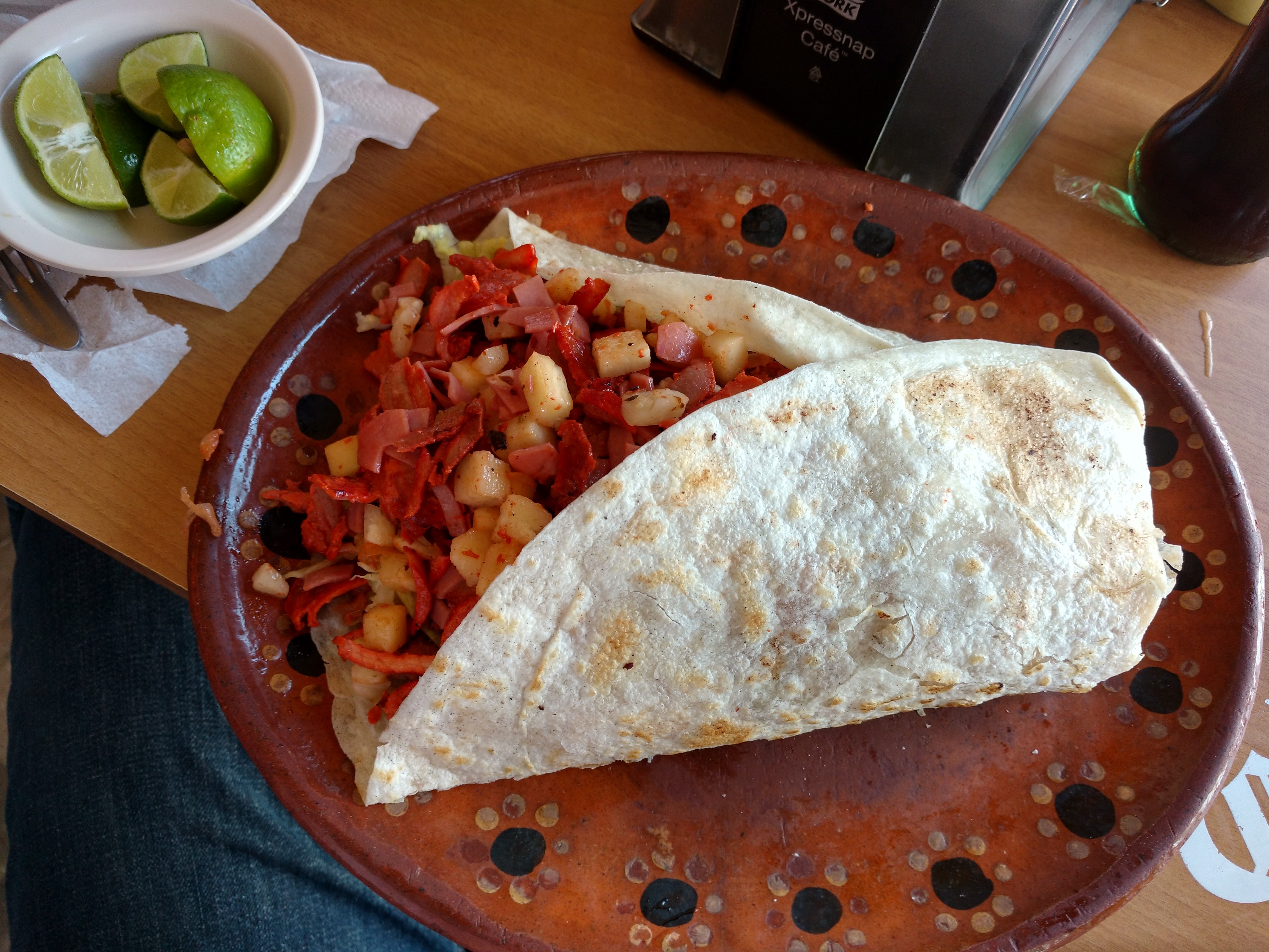 La Gula Antojitos image 3