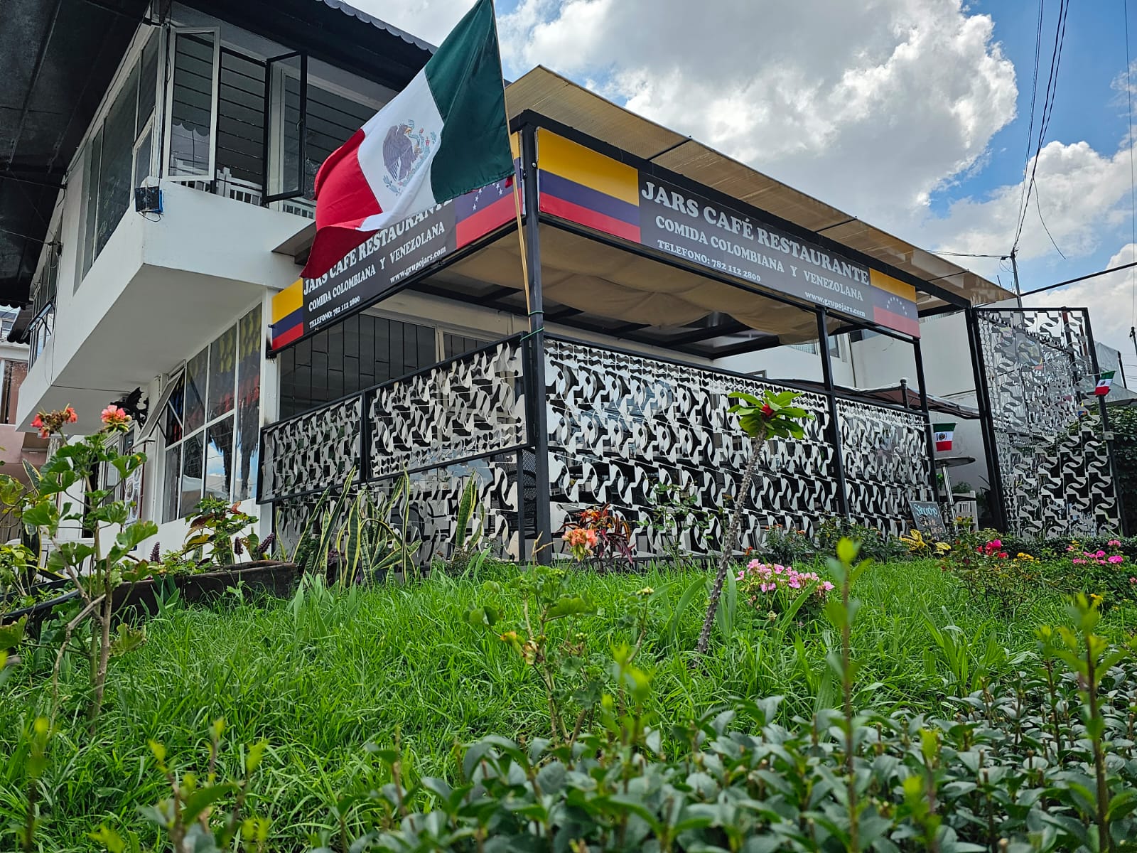 JARS Café - Restaurante image 3