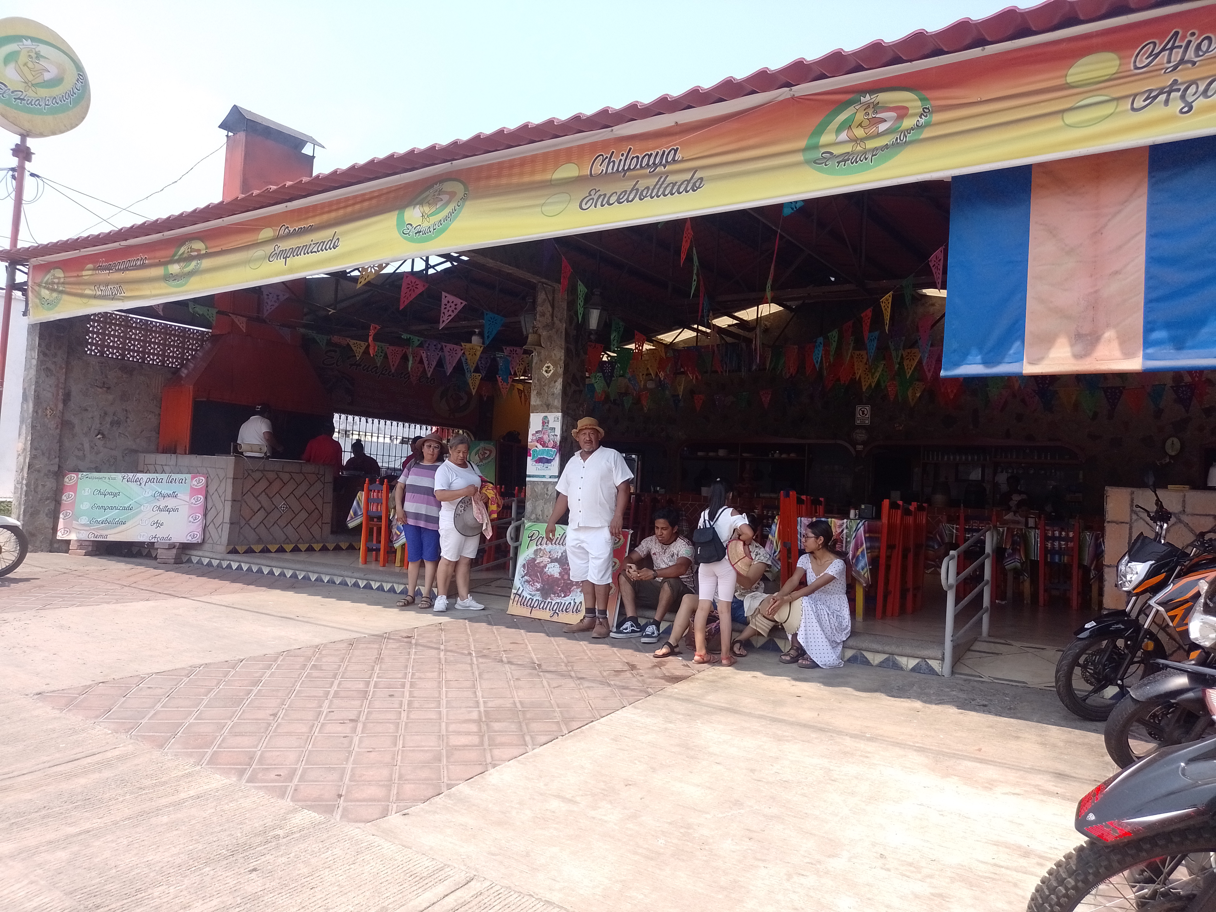 Pollos "El Huapanguero" image 10