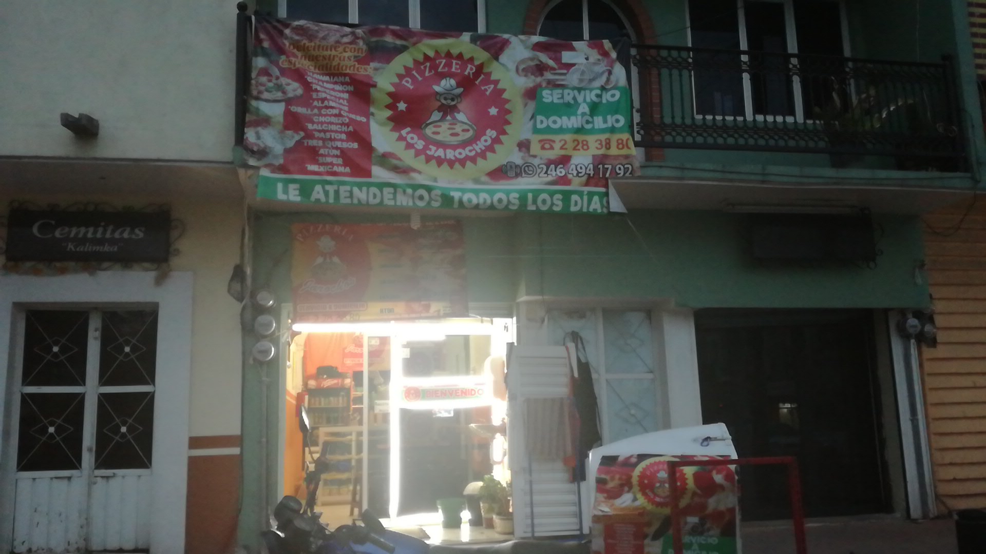 Pizzeria Los Jarochos image 8