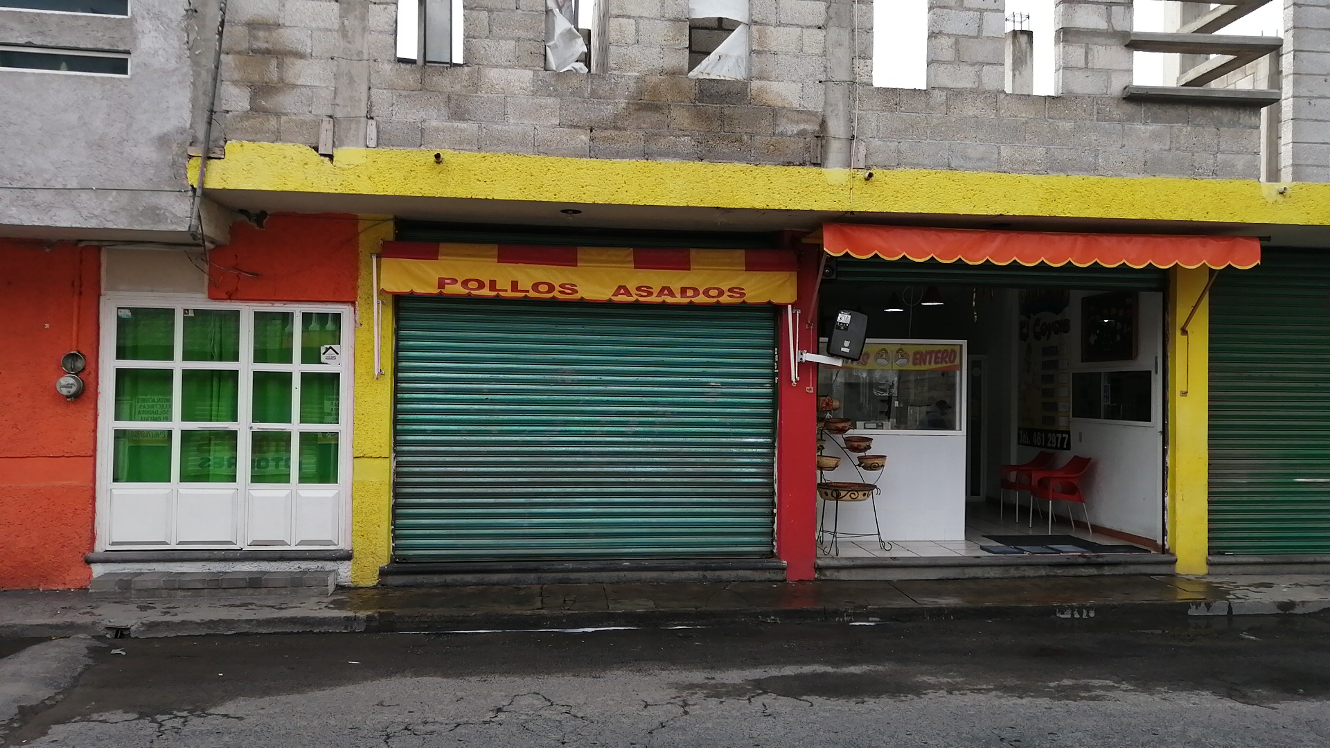 POLLOS ASADOS "EL COYOTE" image 1