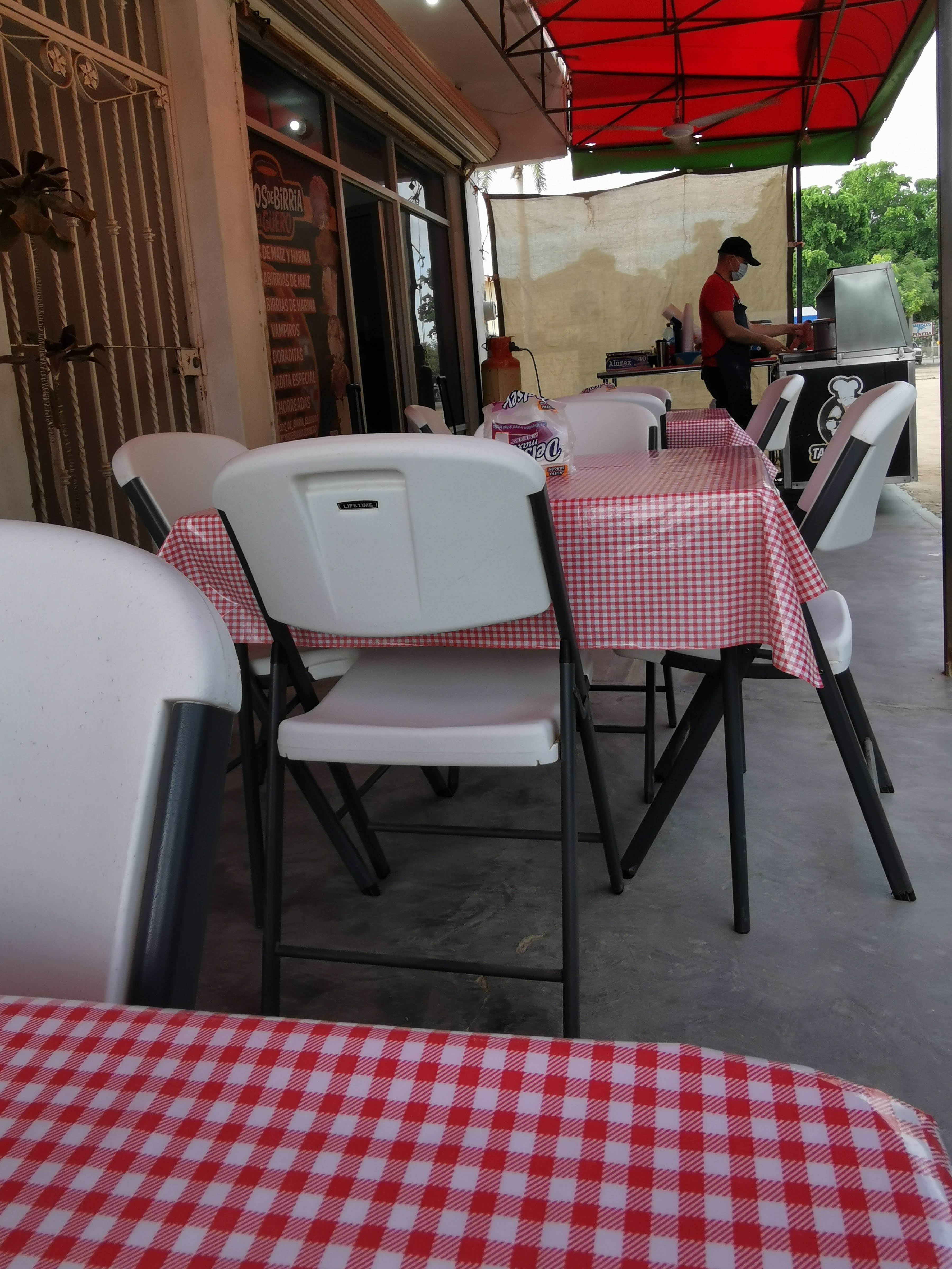 Tacos de birria El Güero image 6