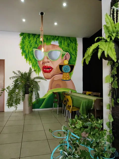 Deli Garden image 8