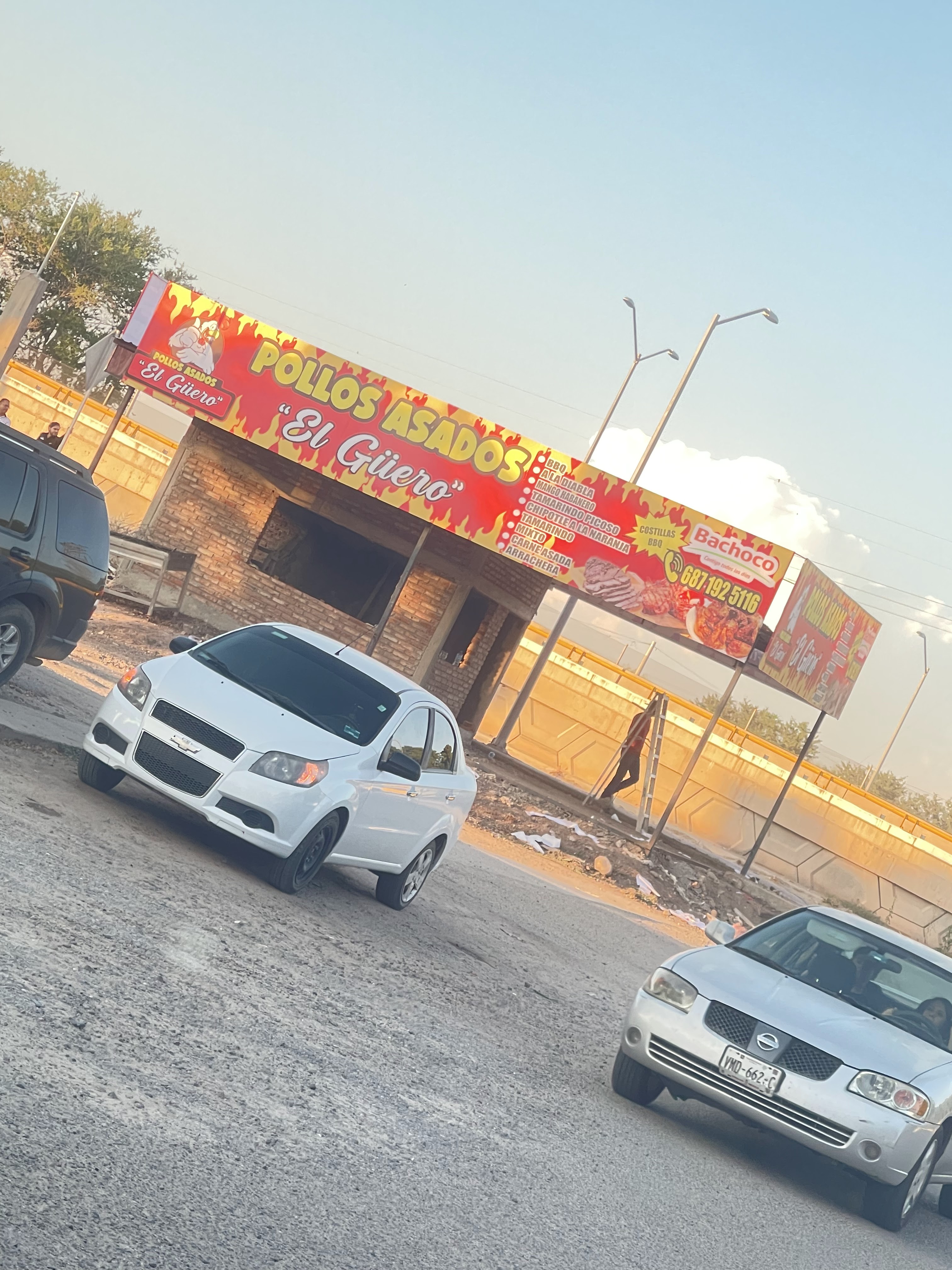 Pollos asados el güero image 3