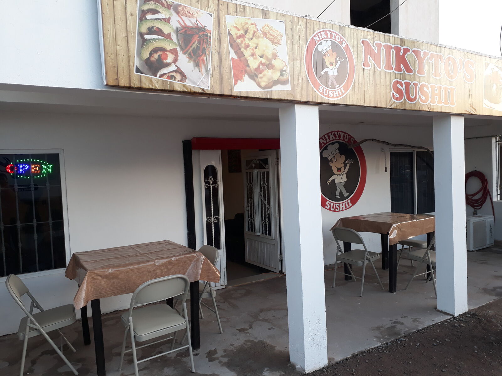 Nikyto's Sushi image 1