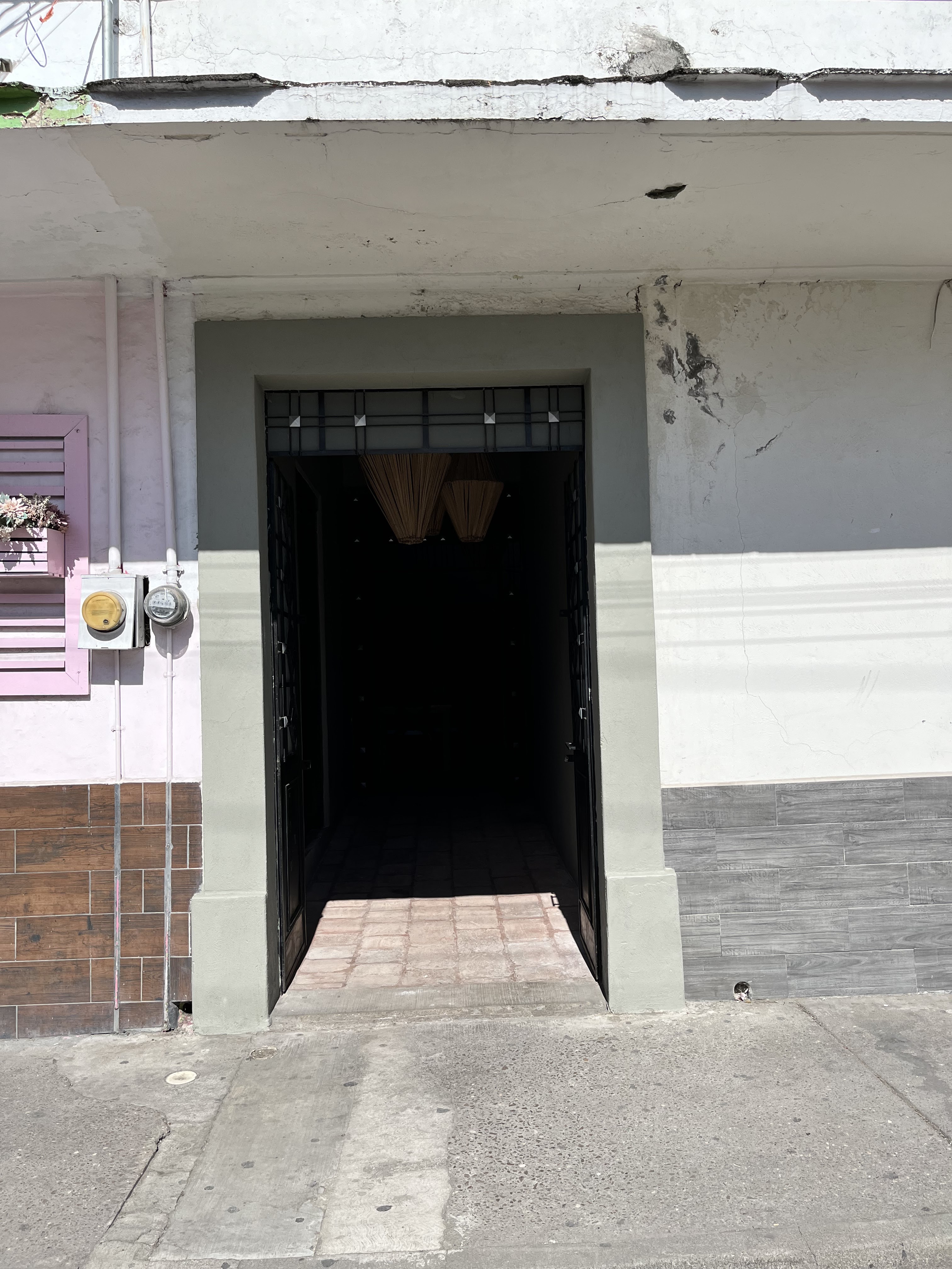 Yerbabuena coffee & brunch image 8