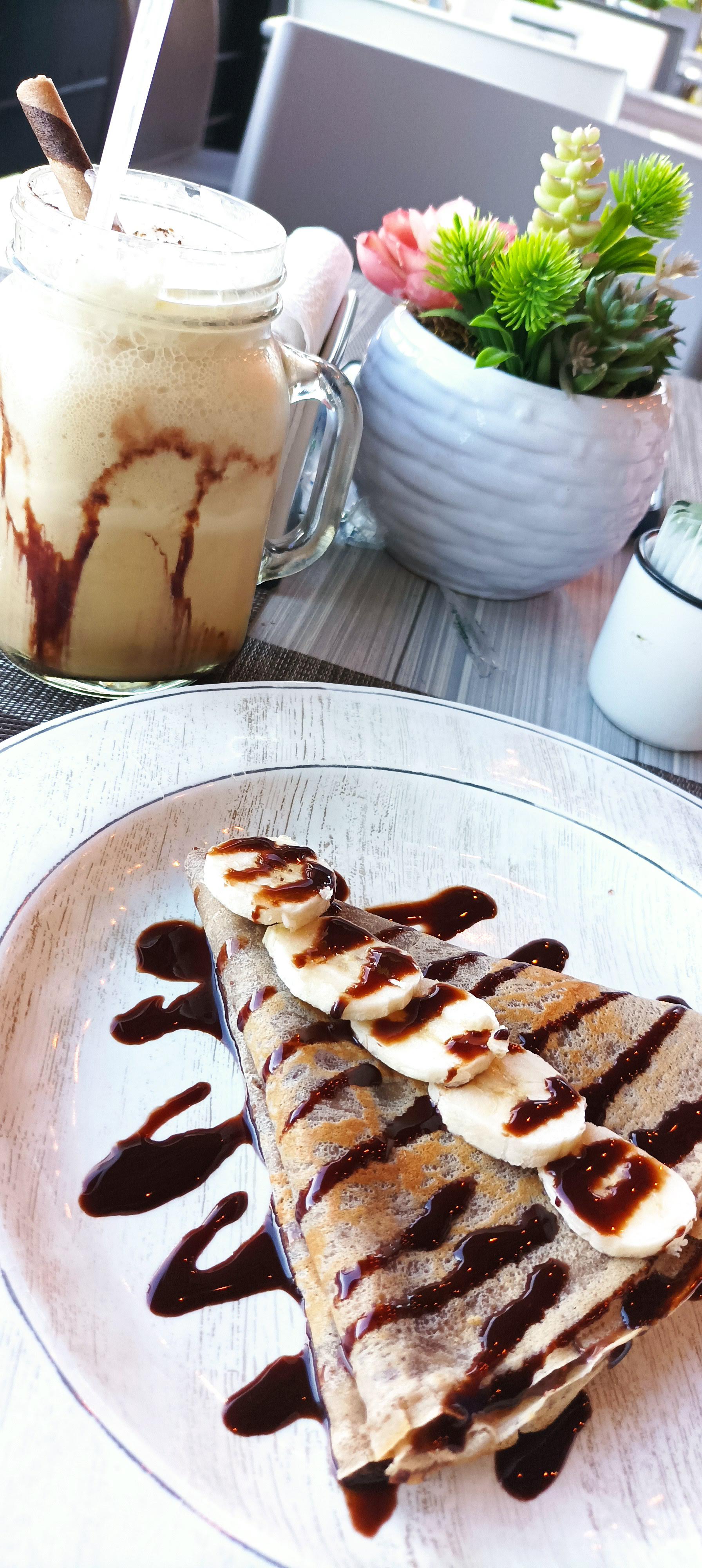 Velvet Café image 6