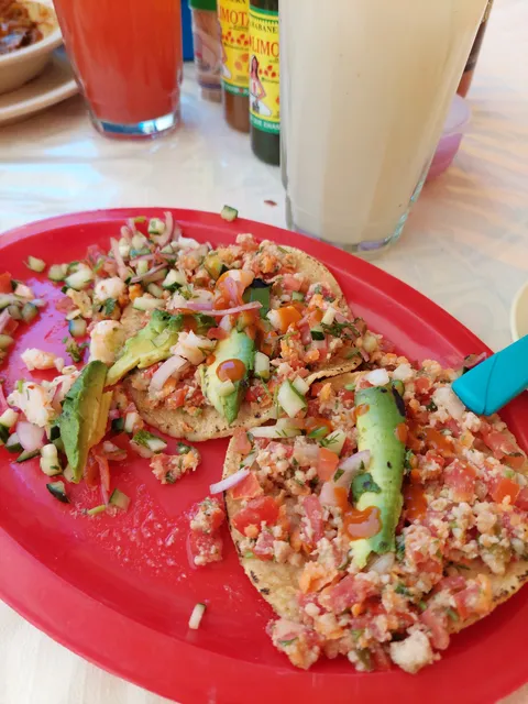 Mariscos La chata image 3