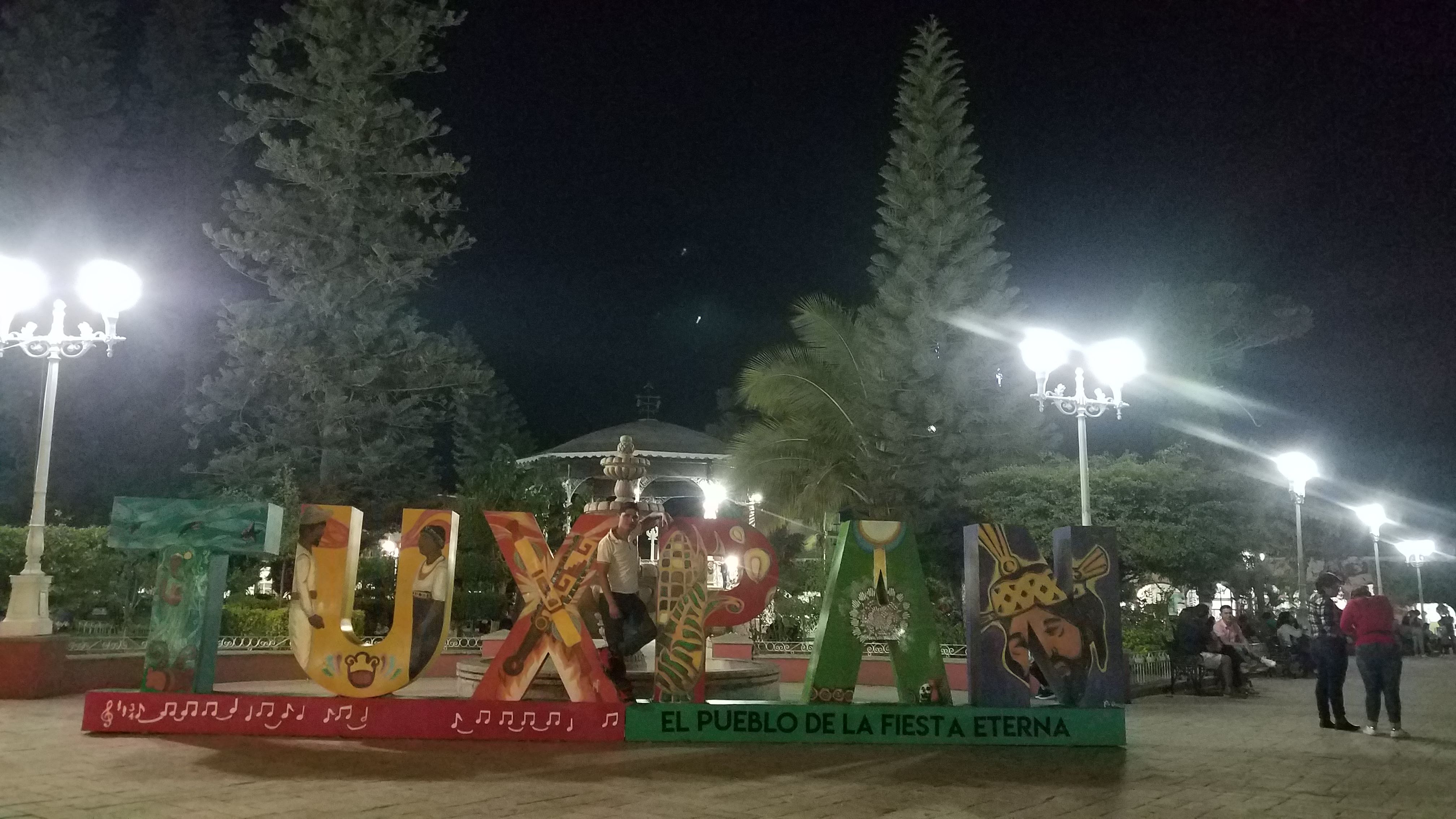 Omaha Lounge image 3