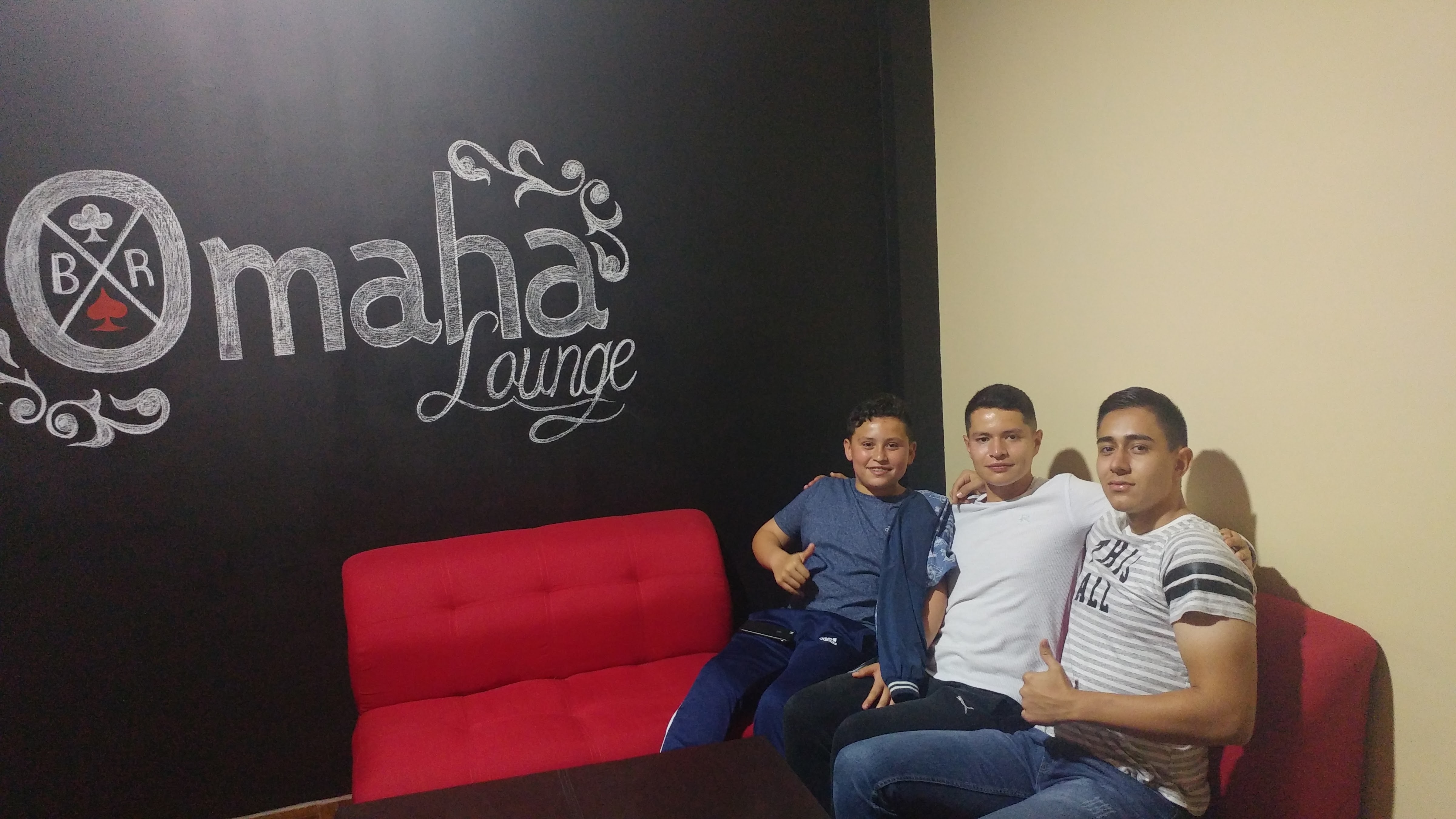 Omaha Lounge image 5