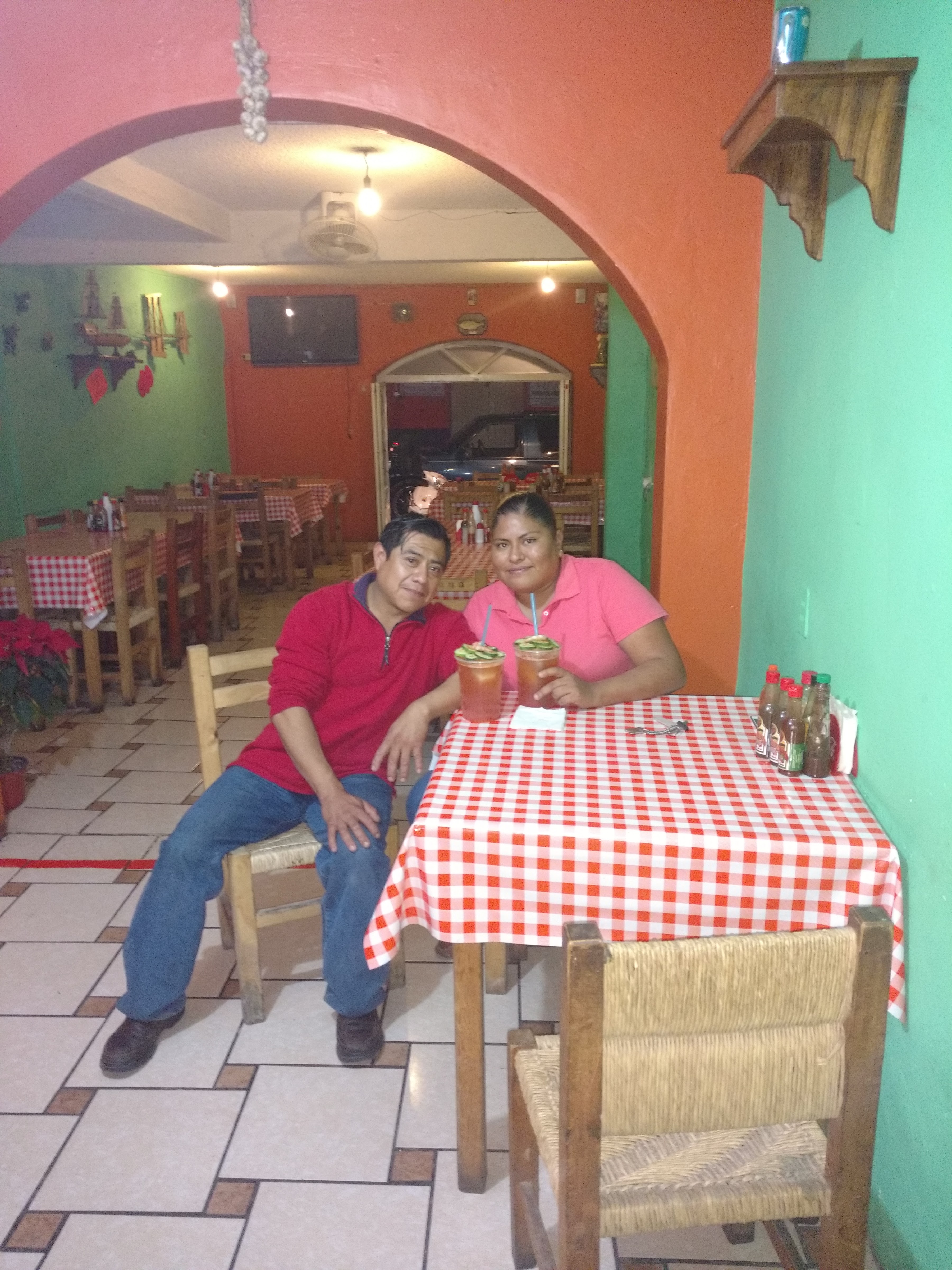 Mariscos y micheladas el pitas image 4