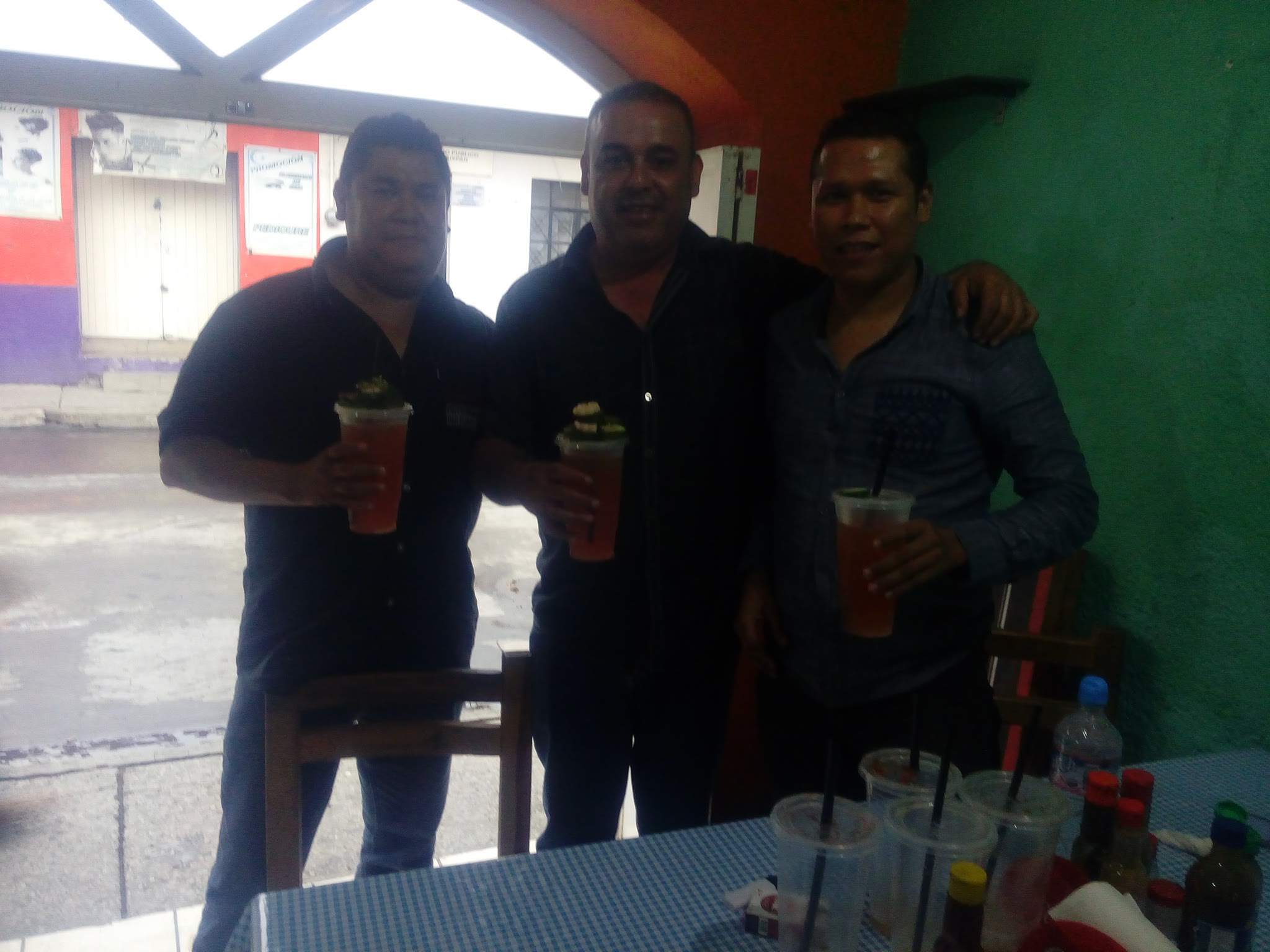 Mariscos y micheladas el pitas image 8