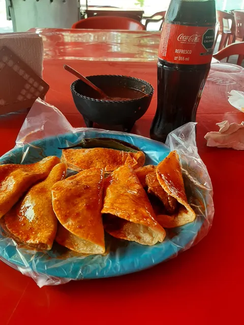 Tacos De La Estación Rouss image 5