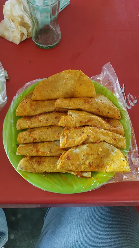 Tacos De La Estación Rouss image 6