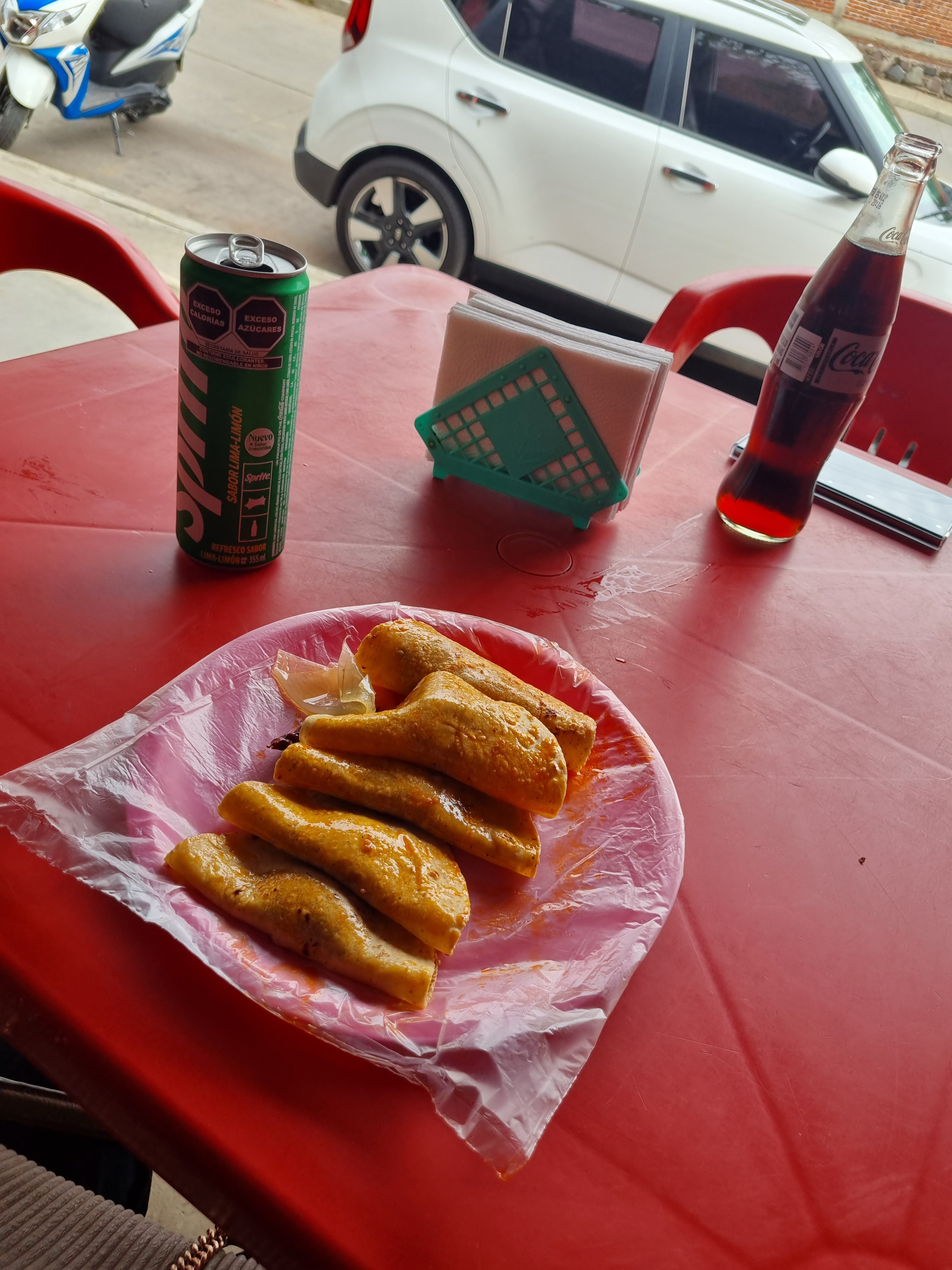 Tacos De La Estación Rouss image 7