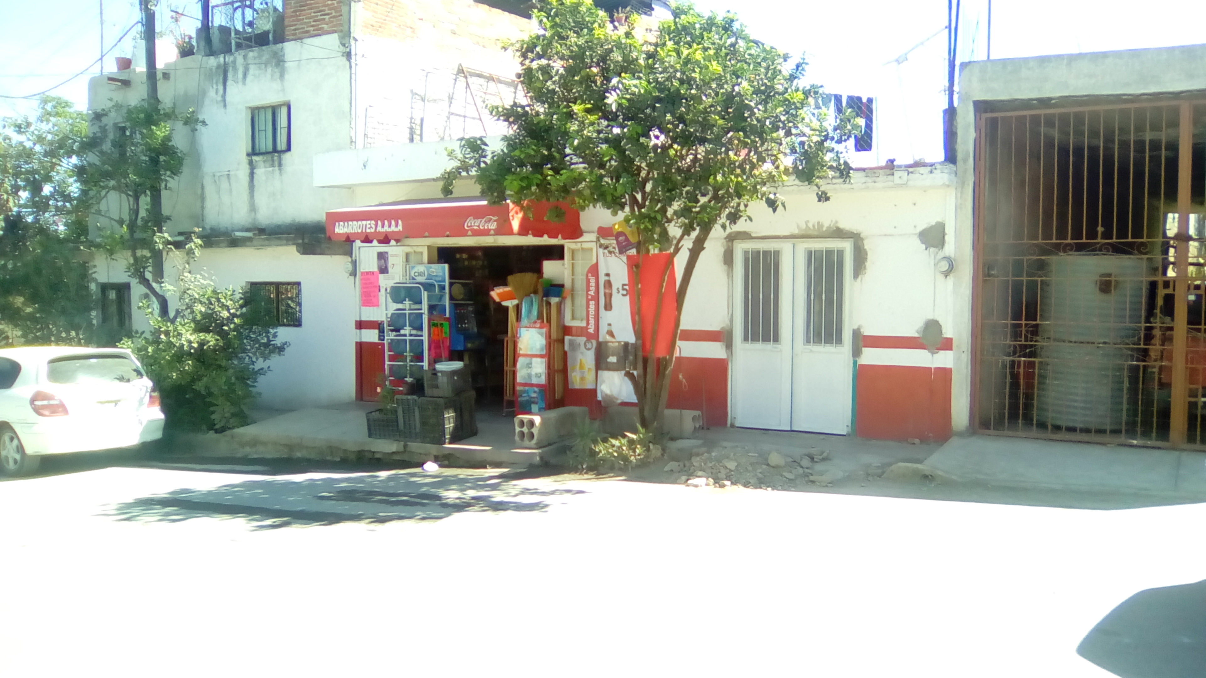 Loncheria "YESY" image 1