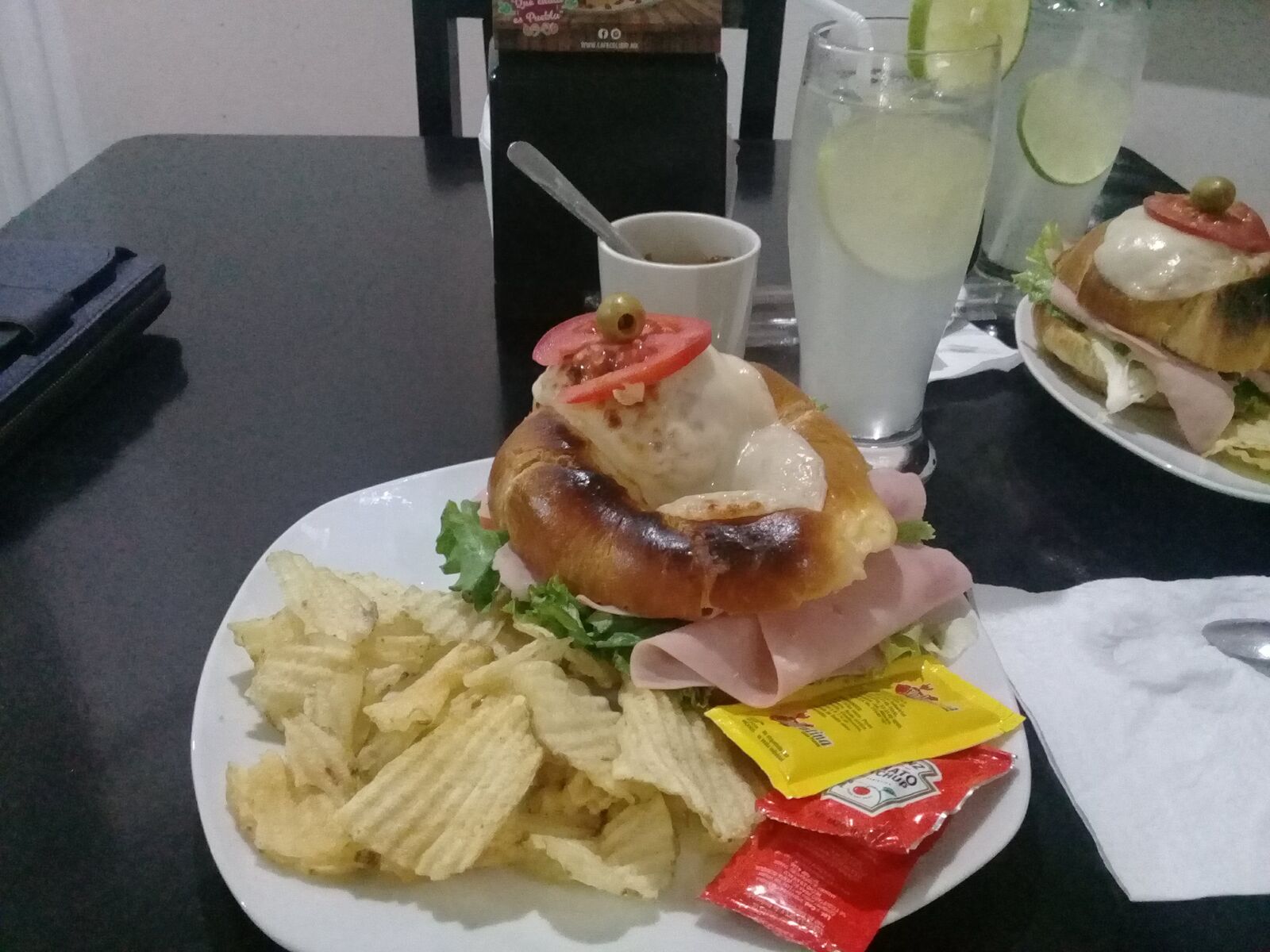 Café Colibrí image 9