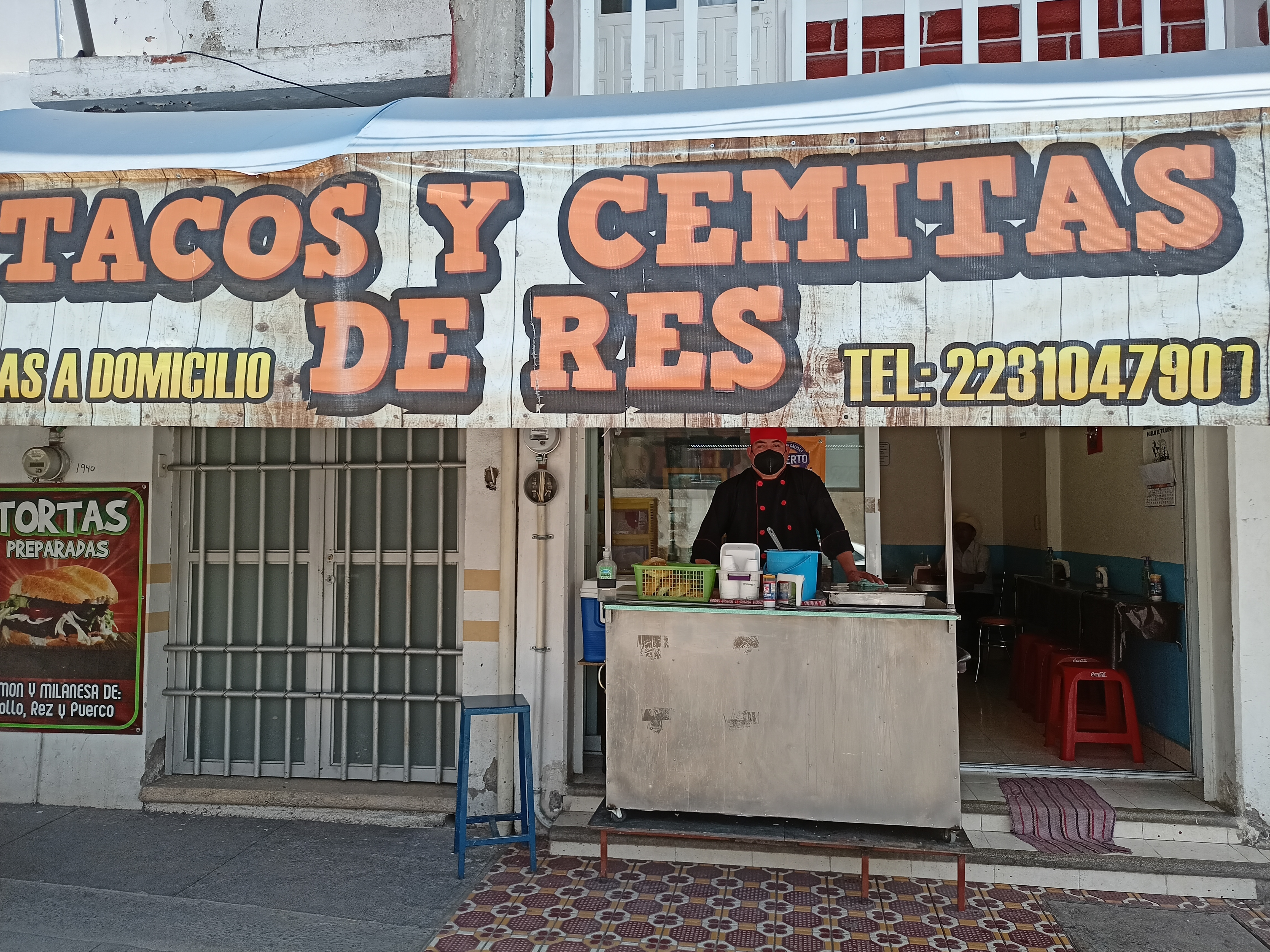Tacos y Cemitas de Cabeza de Res "El Güero" image 1