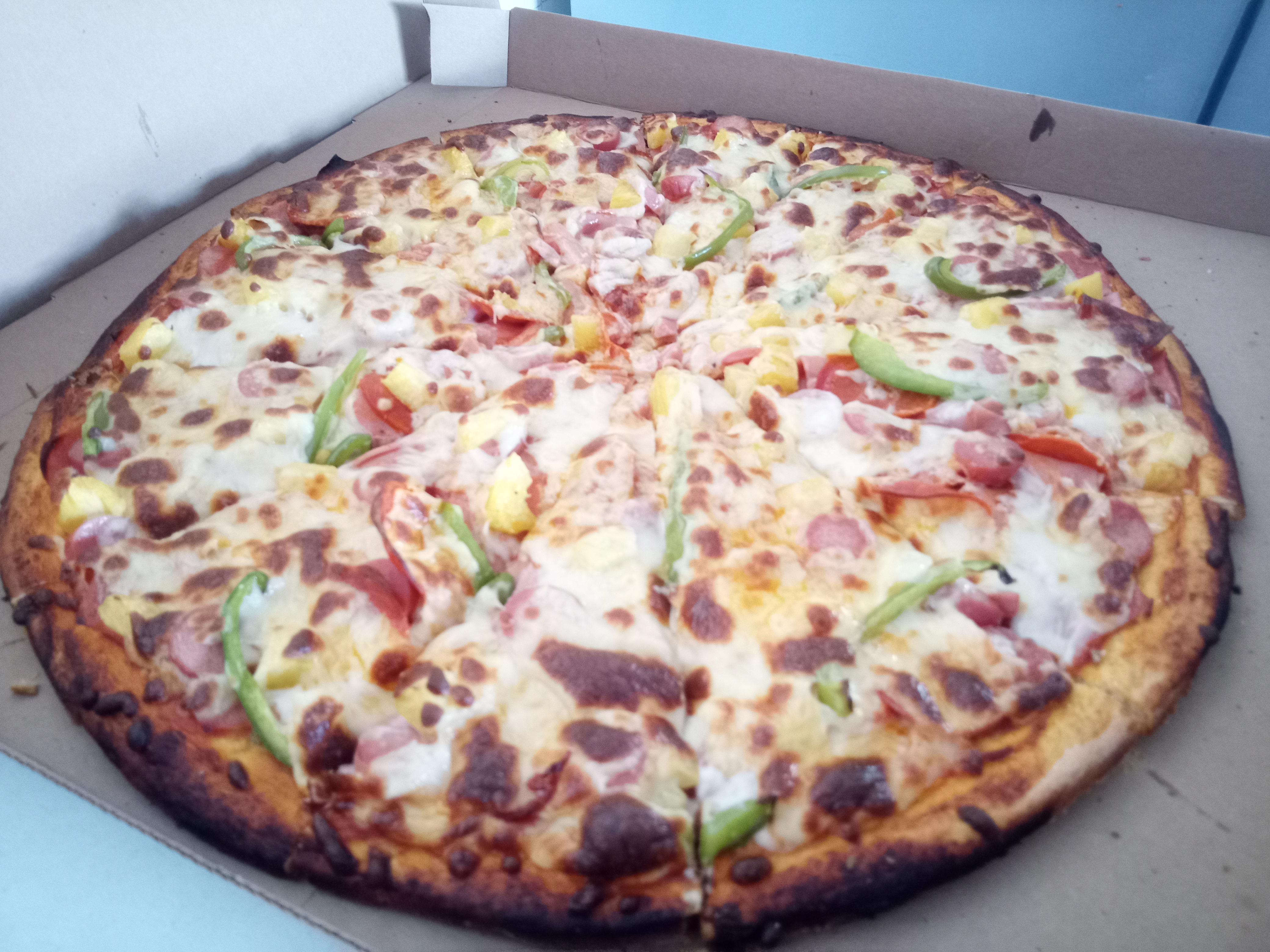 Pizza Danés + Bistro image 3