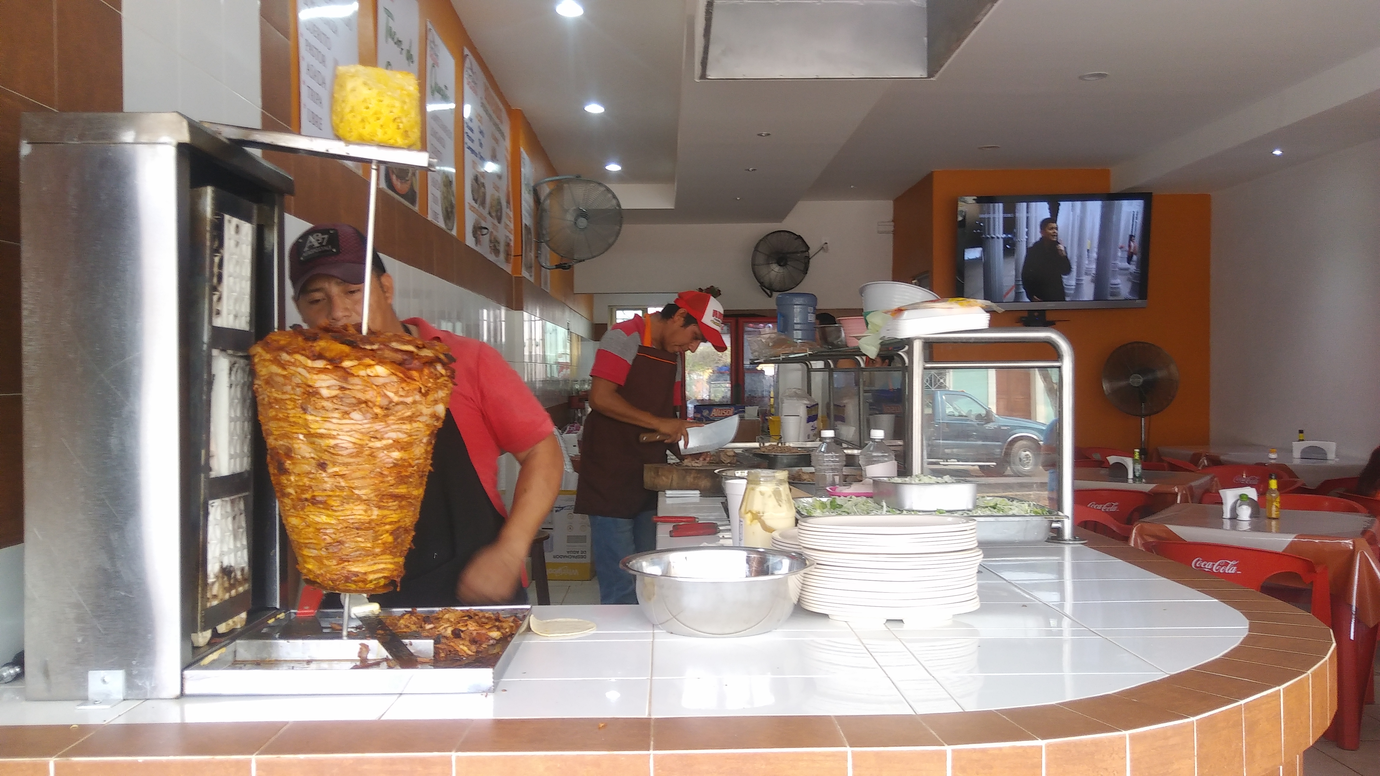 TAQUERIA LOS PORTALES image 8