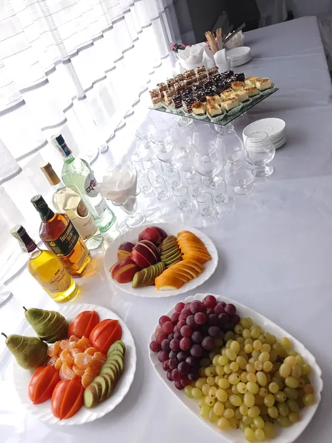 Bar "Pid Luchkamy" image 3