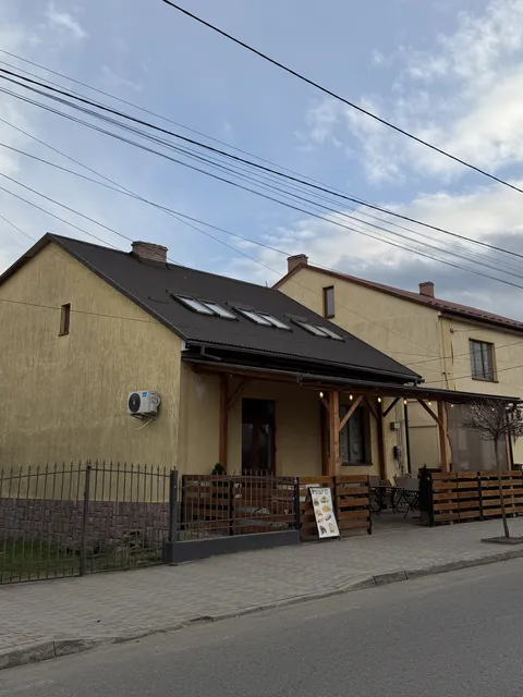 StarBurger image 5