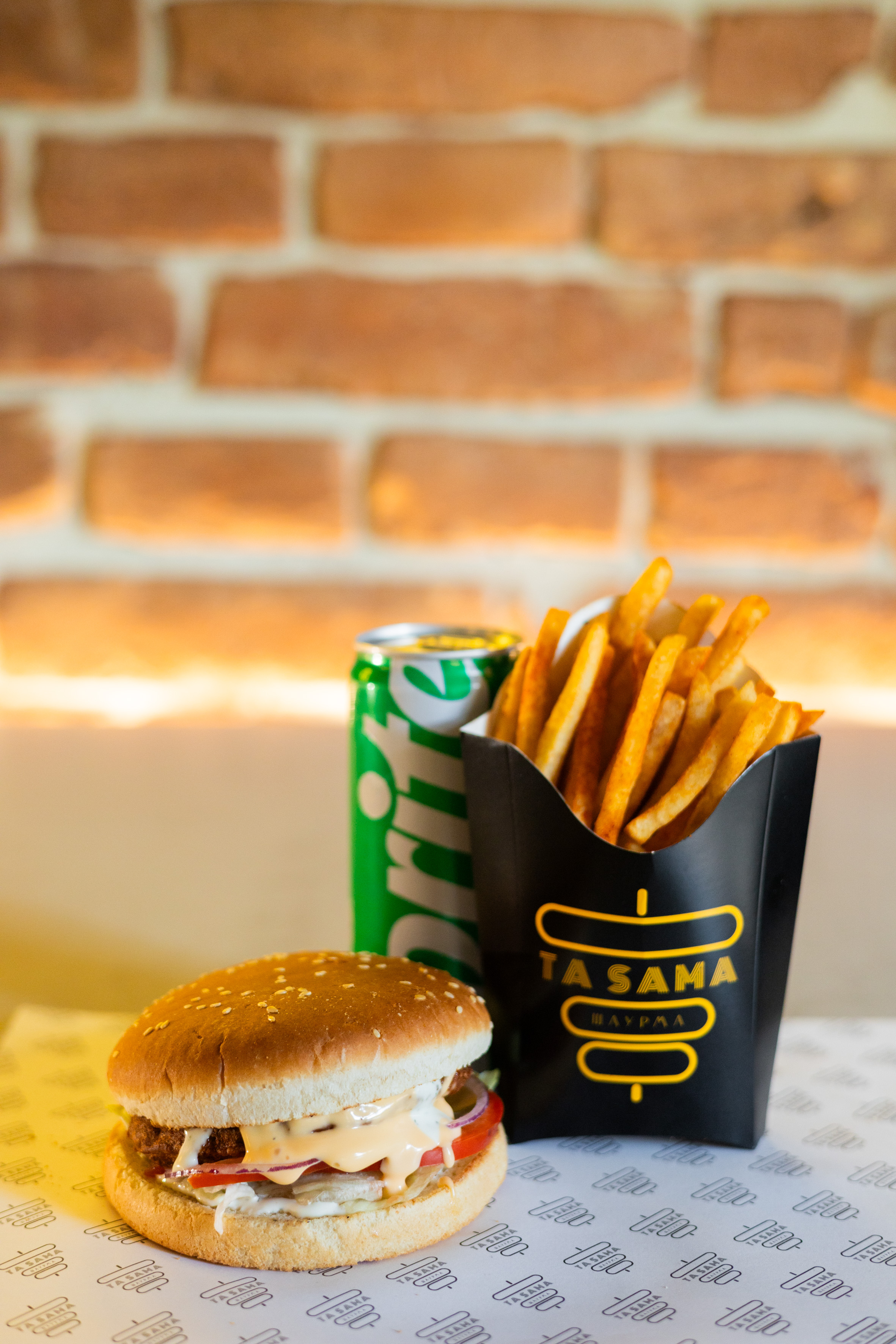 TA SAMA ШАУРМА ( Шаурма, кебаб, бургери, картопля фрі, нагетси, заклад швидкого харчування) image 5