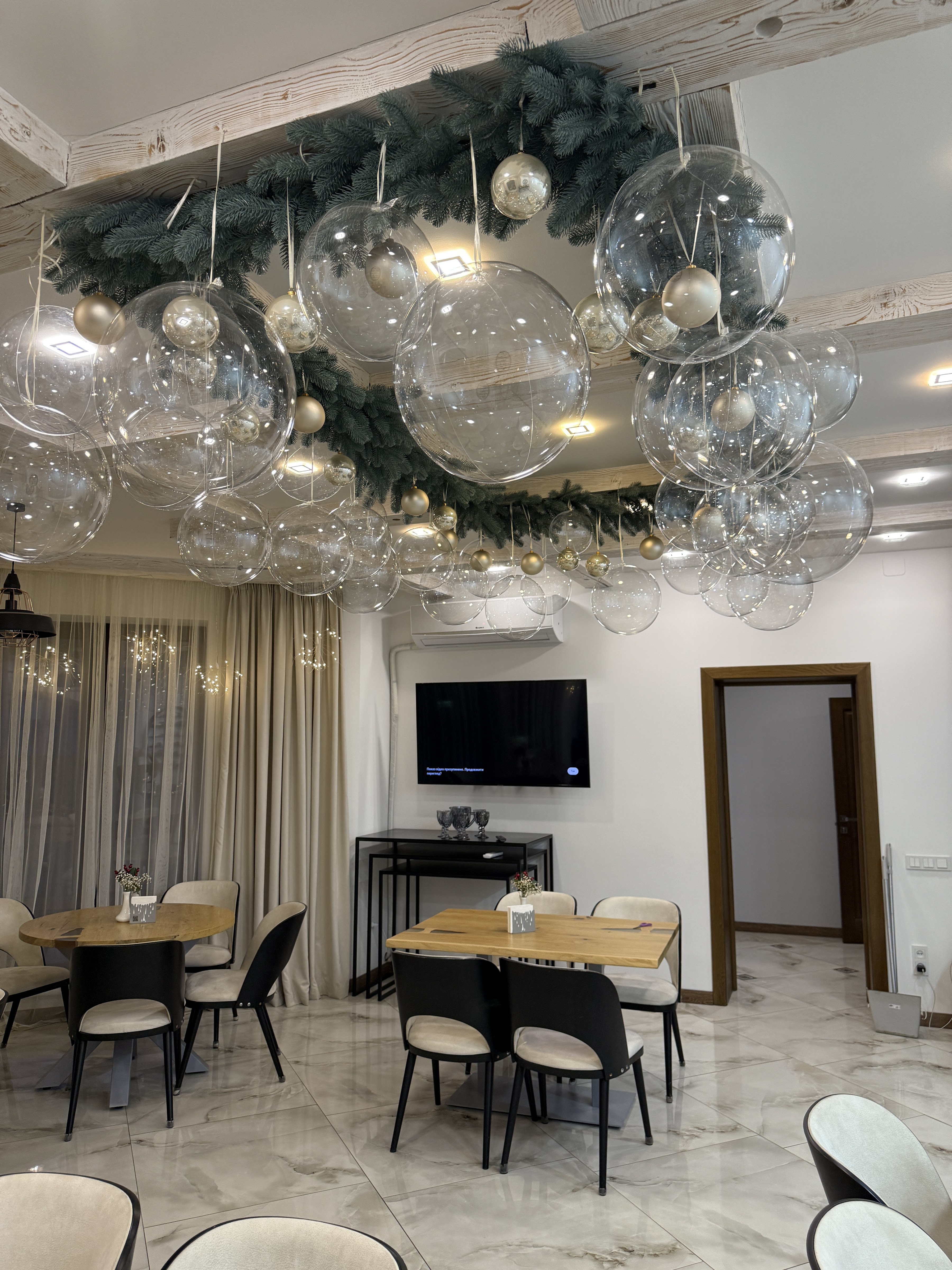 Hotelʹ-Restoran Dva Levy image 5