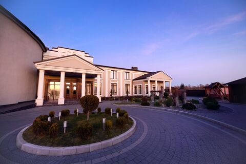"Villa Grey" image 3
