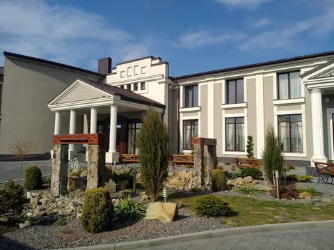 "Villa Grey" image 4