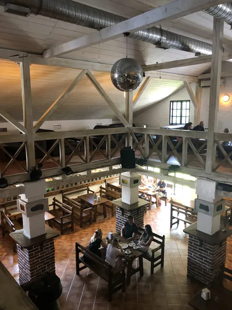 Stodola Pub image 5