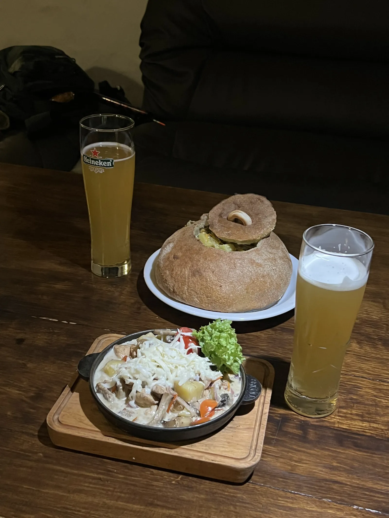 Stodola Pub image 9