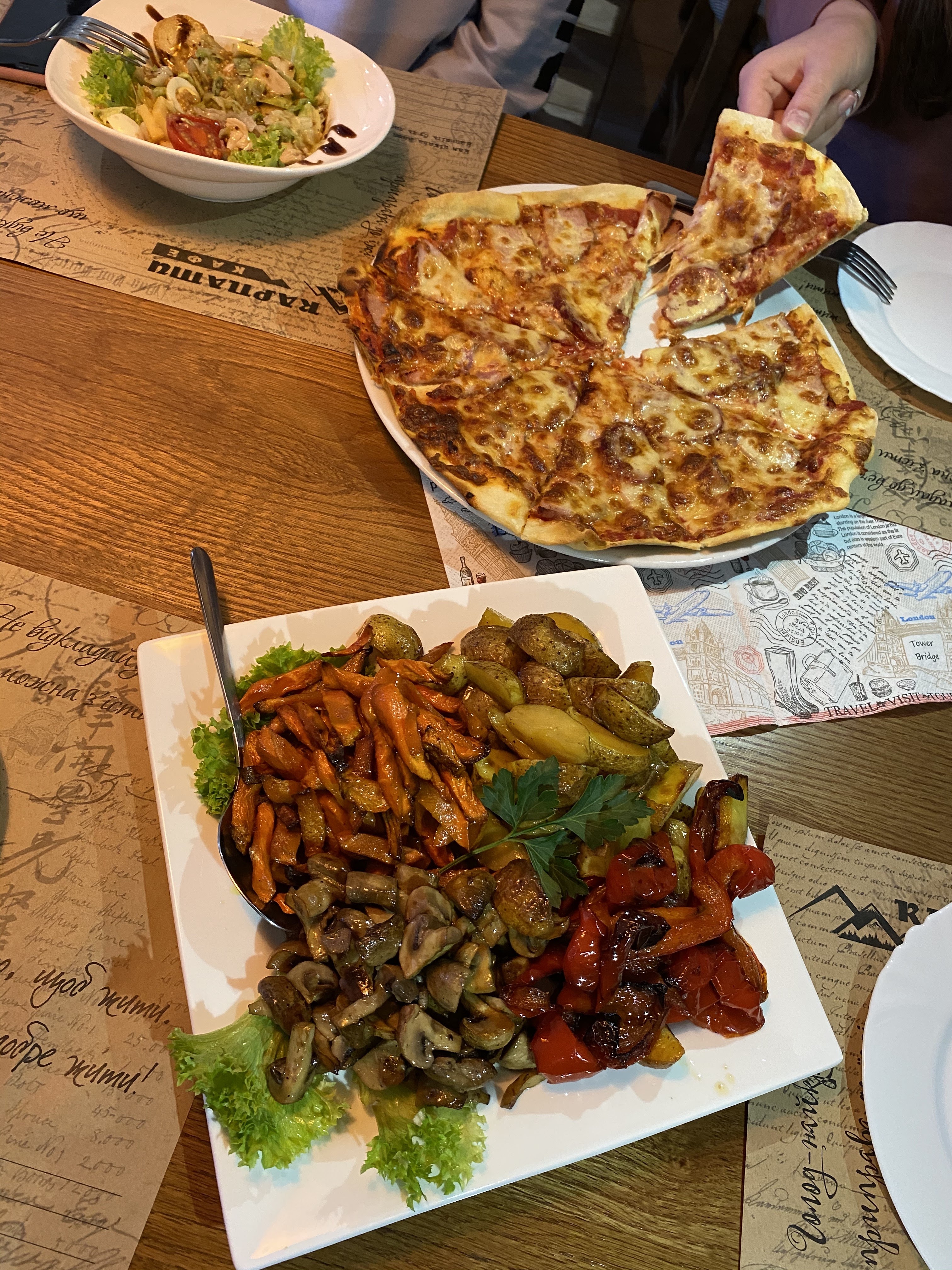 Cafe "Karpaty" image 4