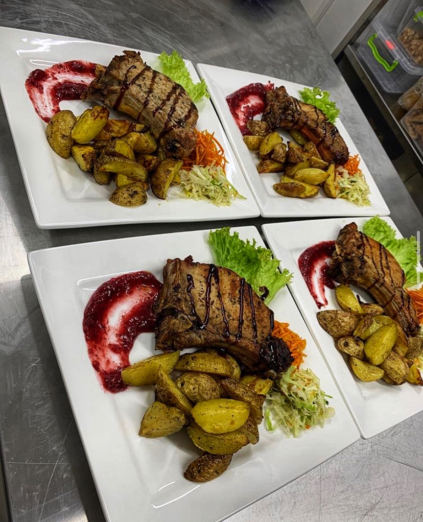 Cafe "Karpaty" image 8