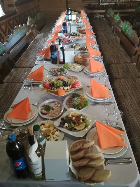 Hostynnyy Dvir Kalyna image 2