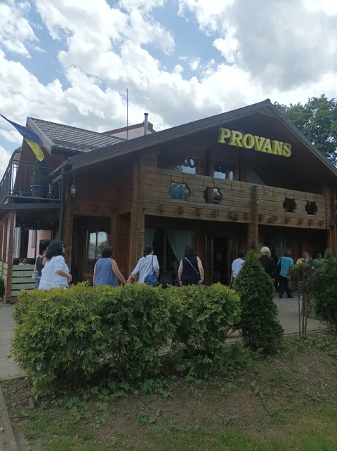 Provans image 4
