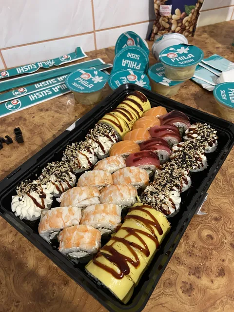 Phila sushi image 1