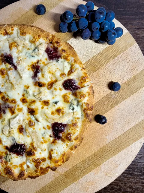 Bayraktar Pizza / Байрактар Піца image 4