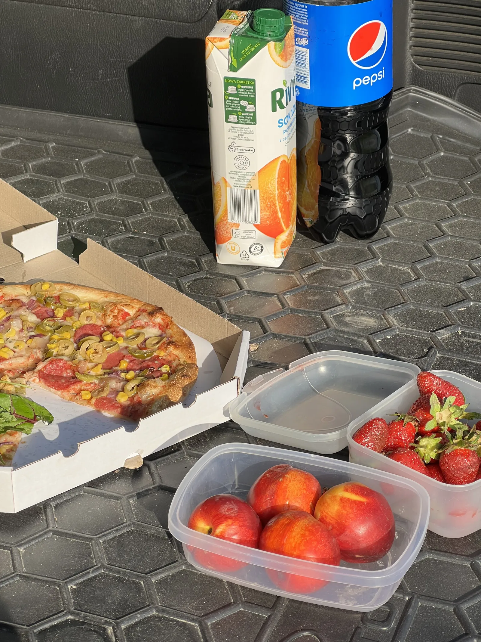 Bayraktar Pizza / Байрактар Піца image 10
