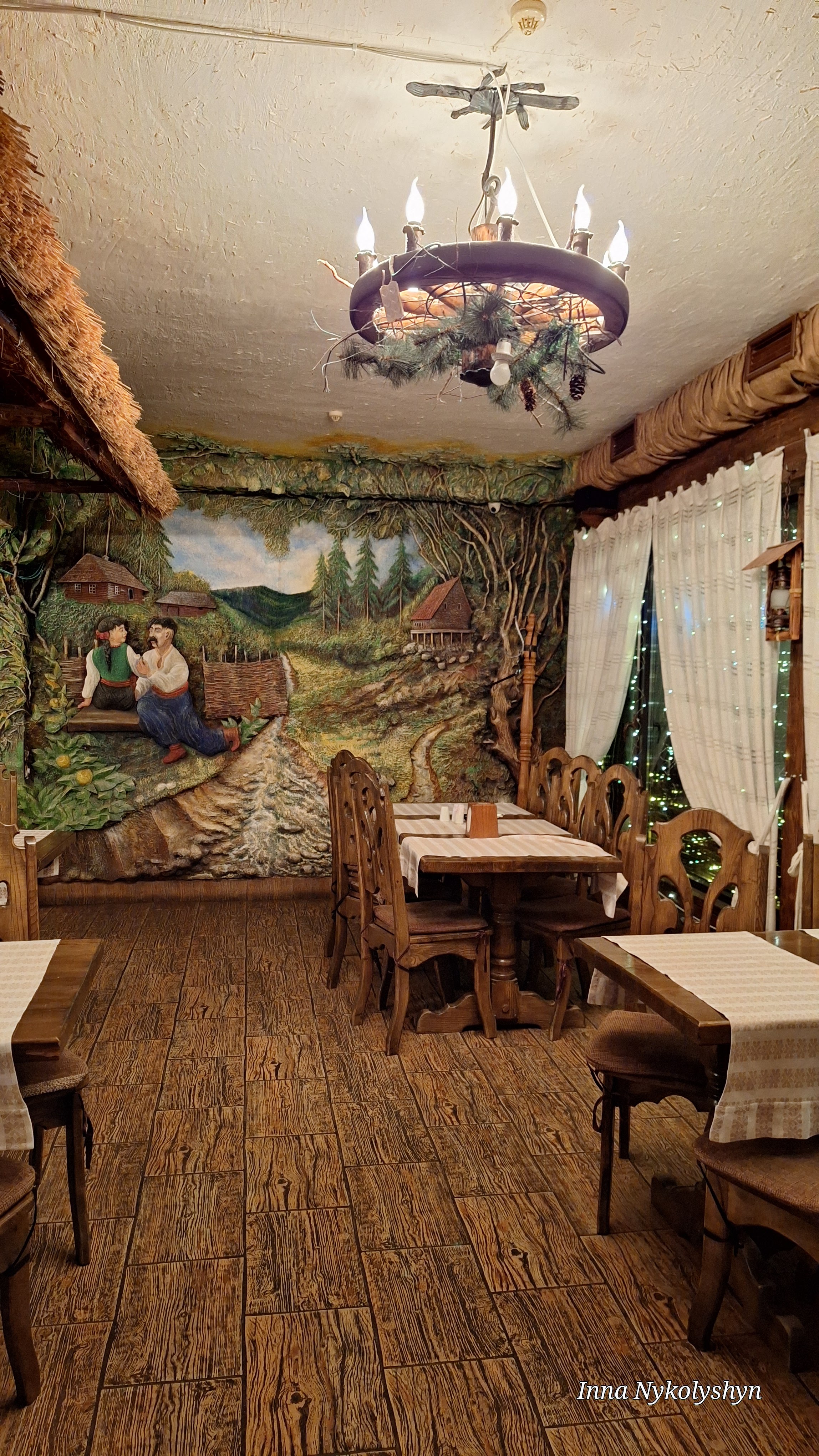 Bilyi Dvoryk image 6