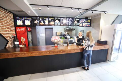 Burger Club image 1